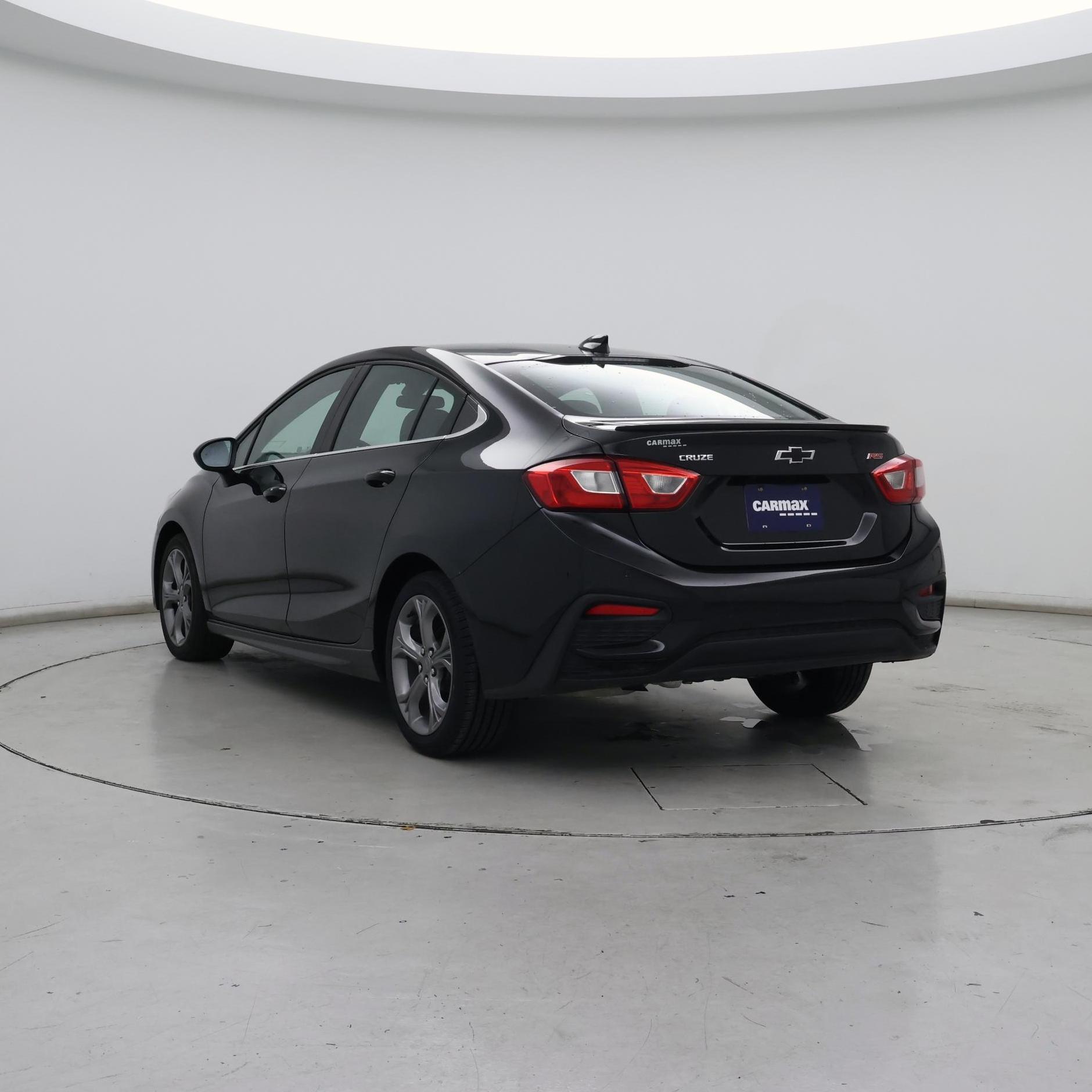 Thumbnail: 2019 Chevrolet Cruze - 2