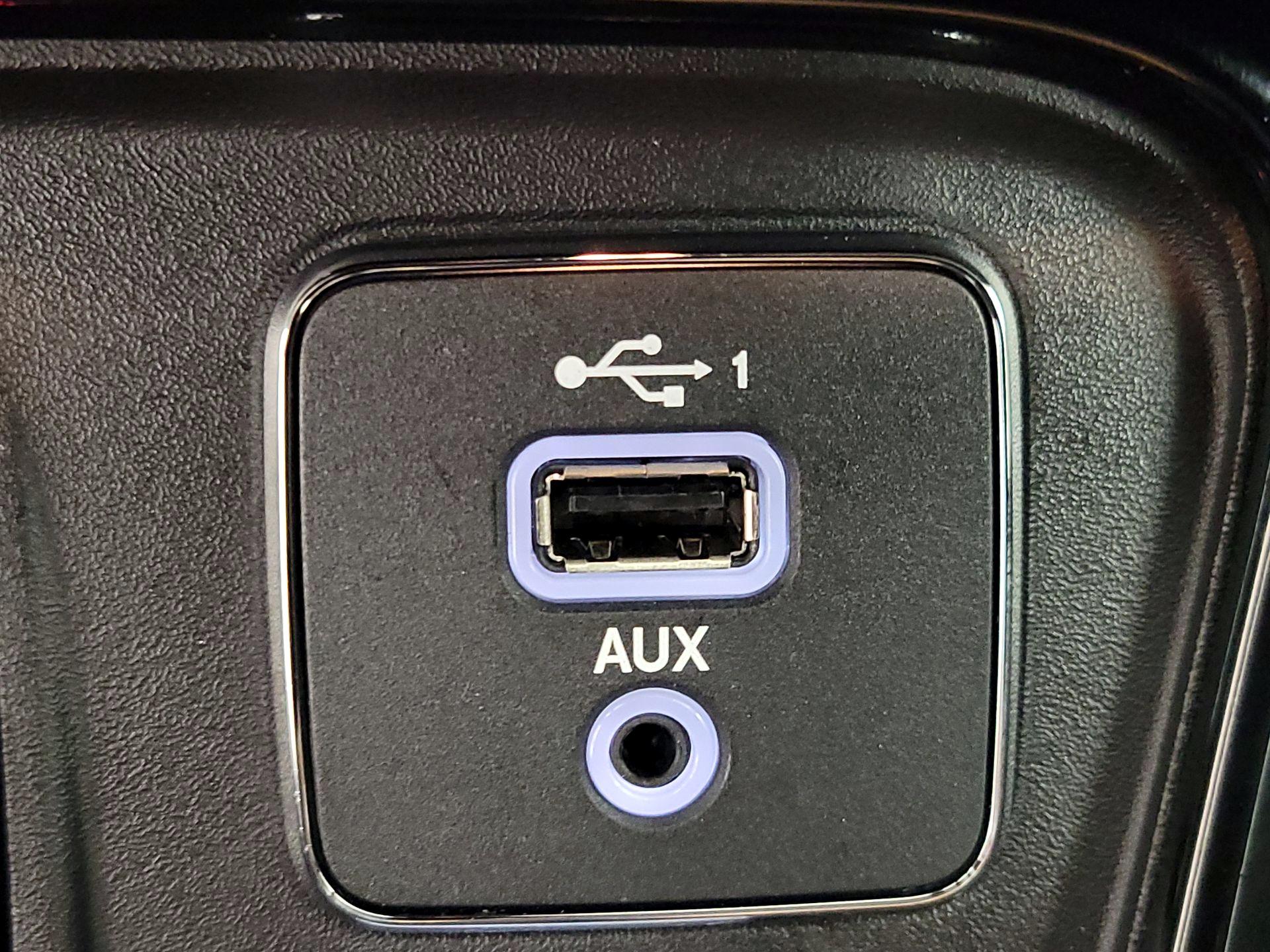 Thumbnail: 2019 Jeep Compass - 19