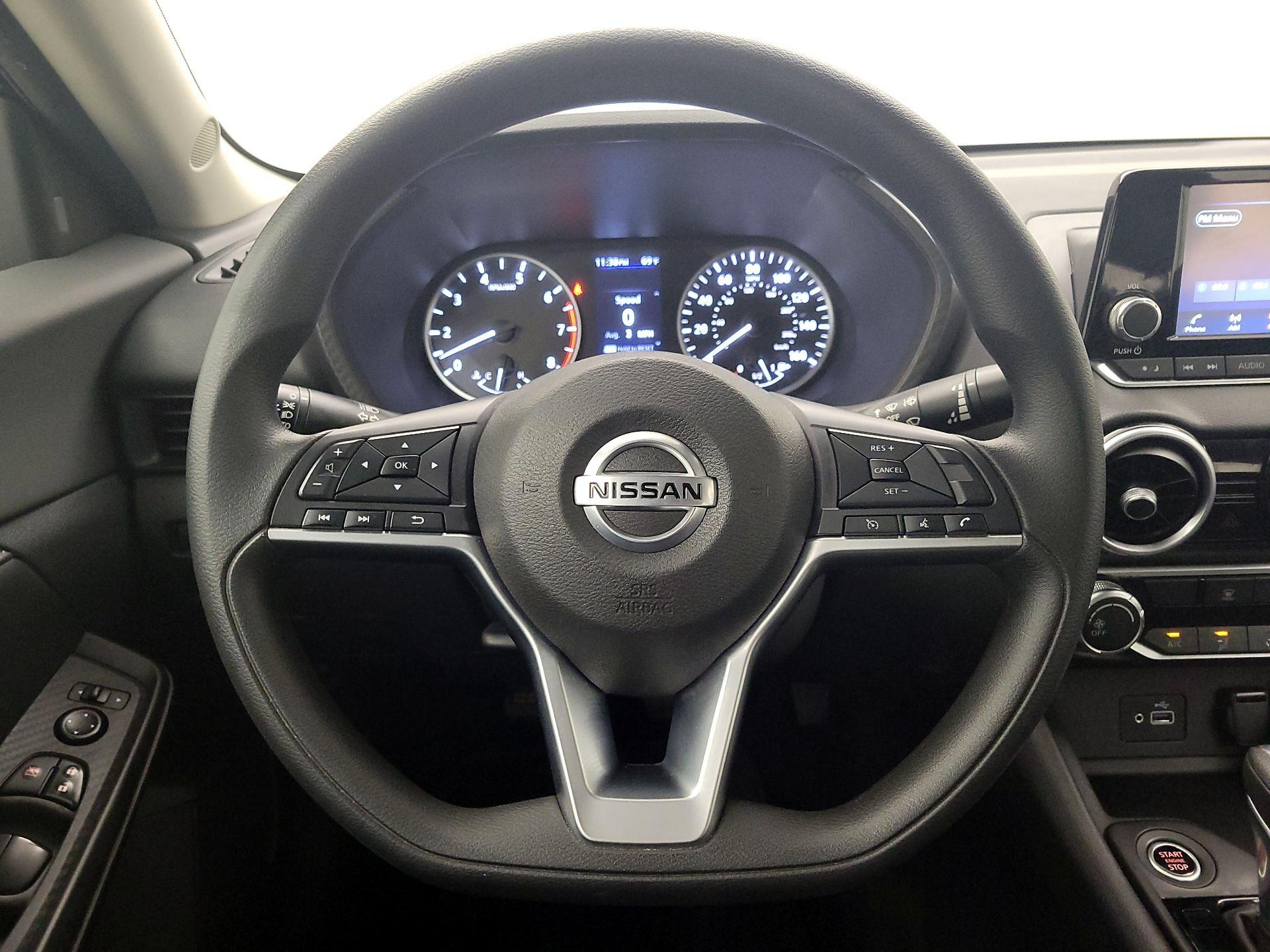 Thumbnail: 2021 Nissan Sentra - 10