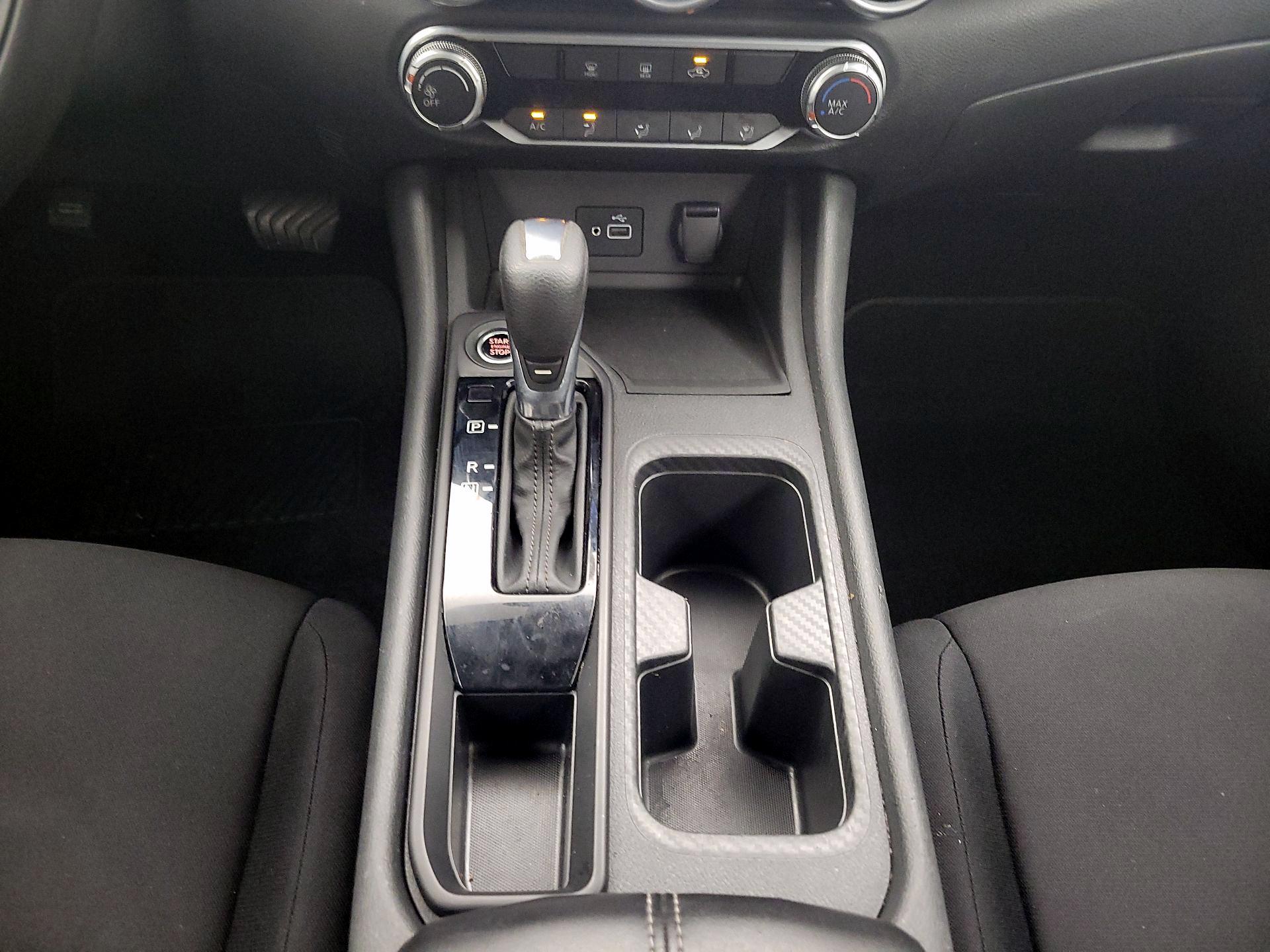 Thumbnail: 2021 Nissan Sentra - 17