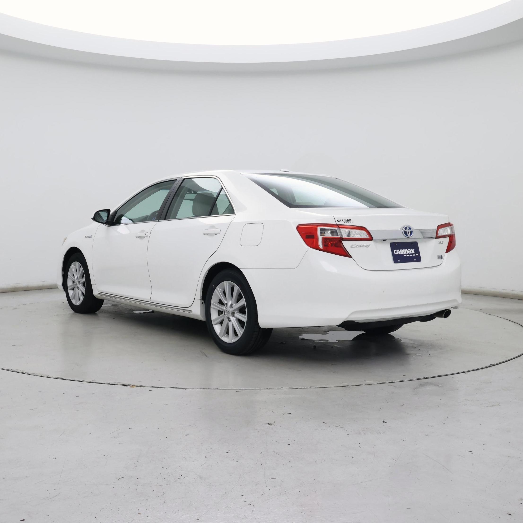 Thumbnail: 2014 Toyota Camry - 2