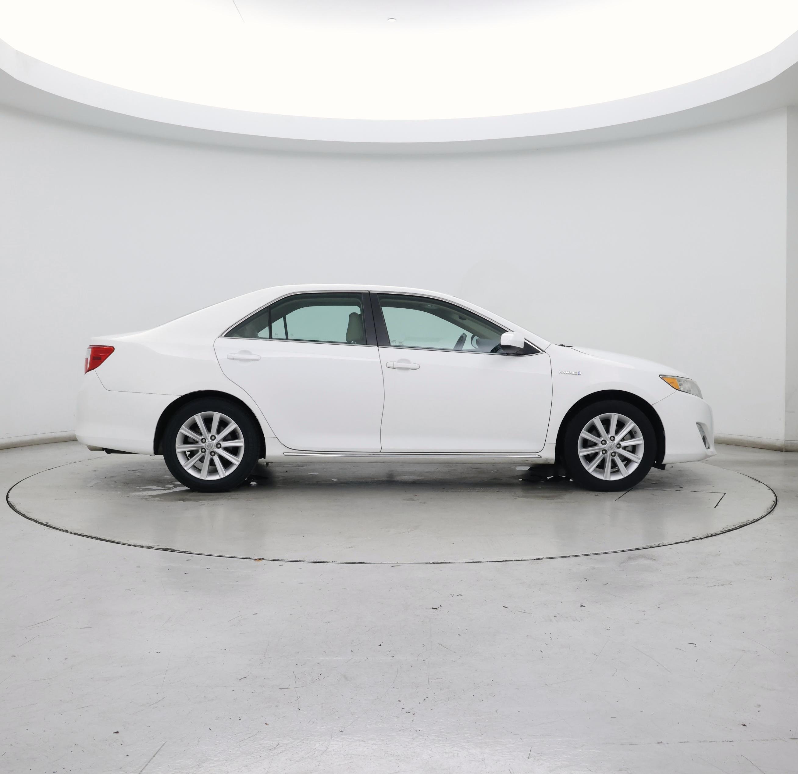 Thumbnail: 2014 Toyota Camry - 7
