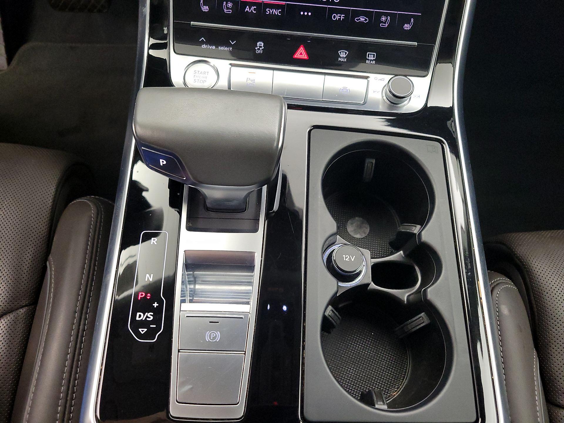 Thumbnail: 2019 Audi Q8 - 17