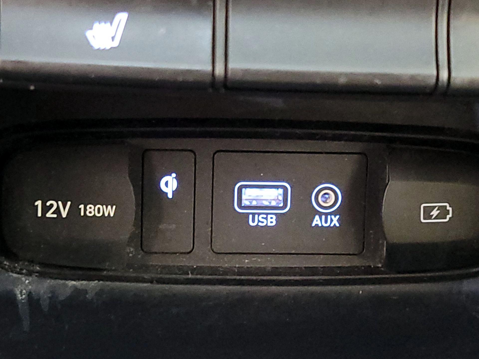Thumbnail: 2020 Hyundai Santa Fe - 18