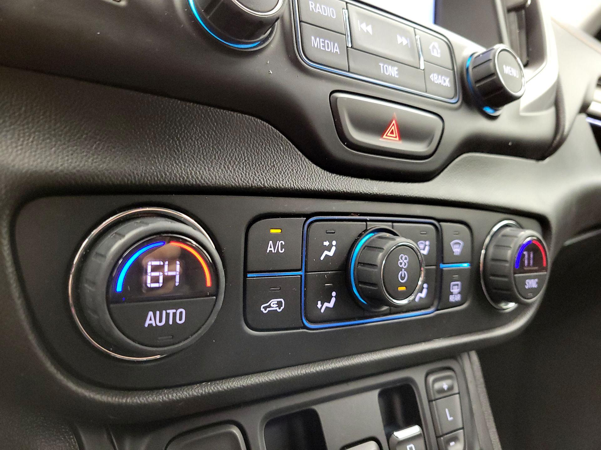 Thumbnail: 2018 GMC Terrain - 16