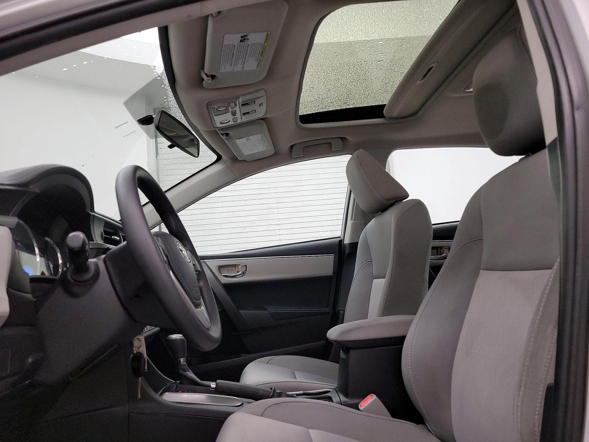 Thumbnail: 2015 Toyota Corolla - 19