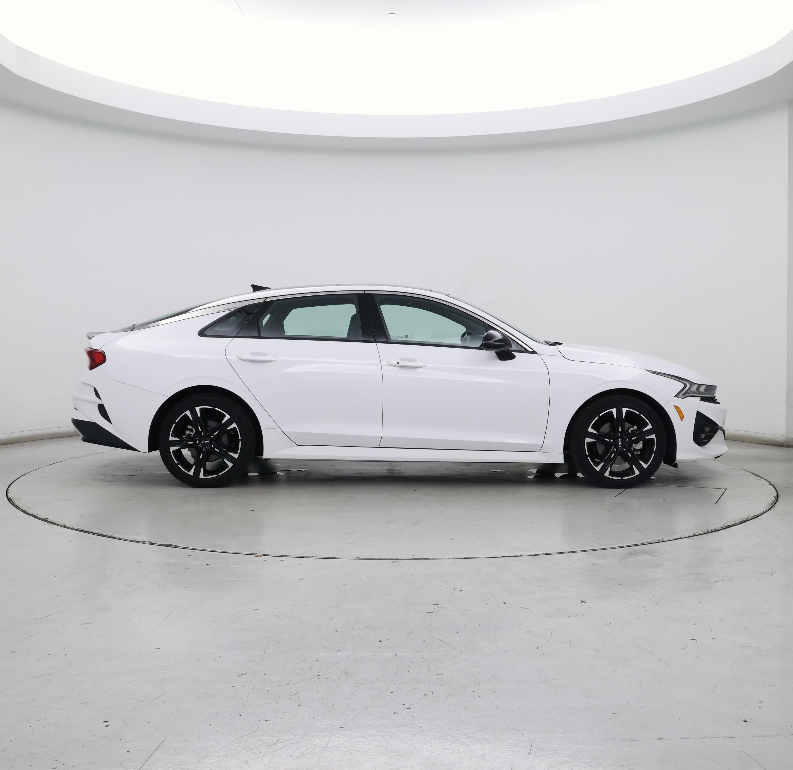 Thumbnail: 2023 Kia K5 - 7