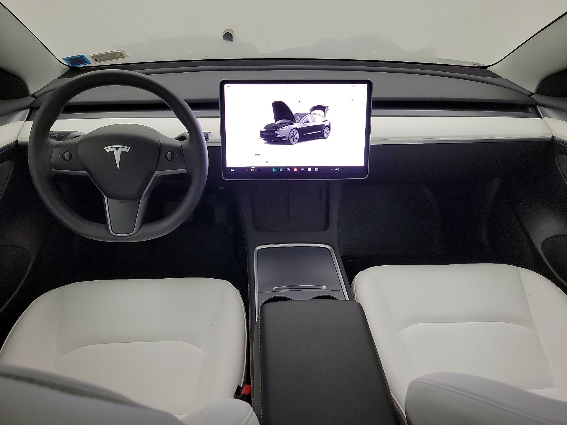 Thumbnail: 2023 Tesla Model 3 - 9
