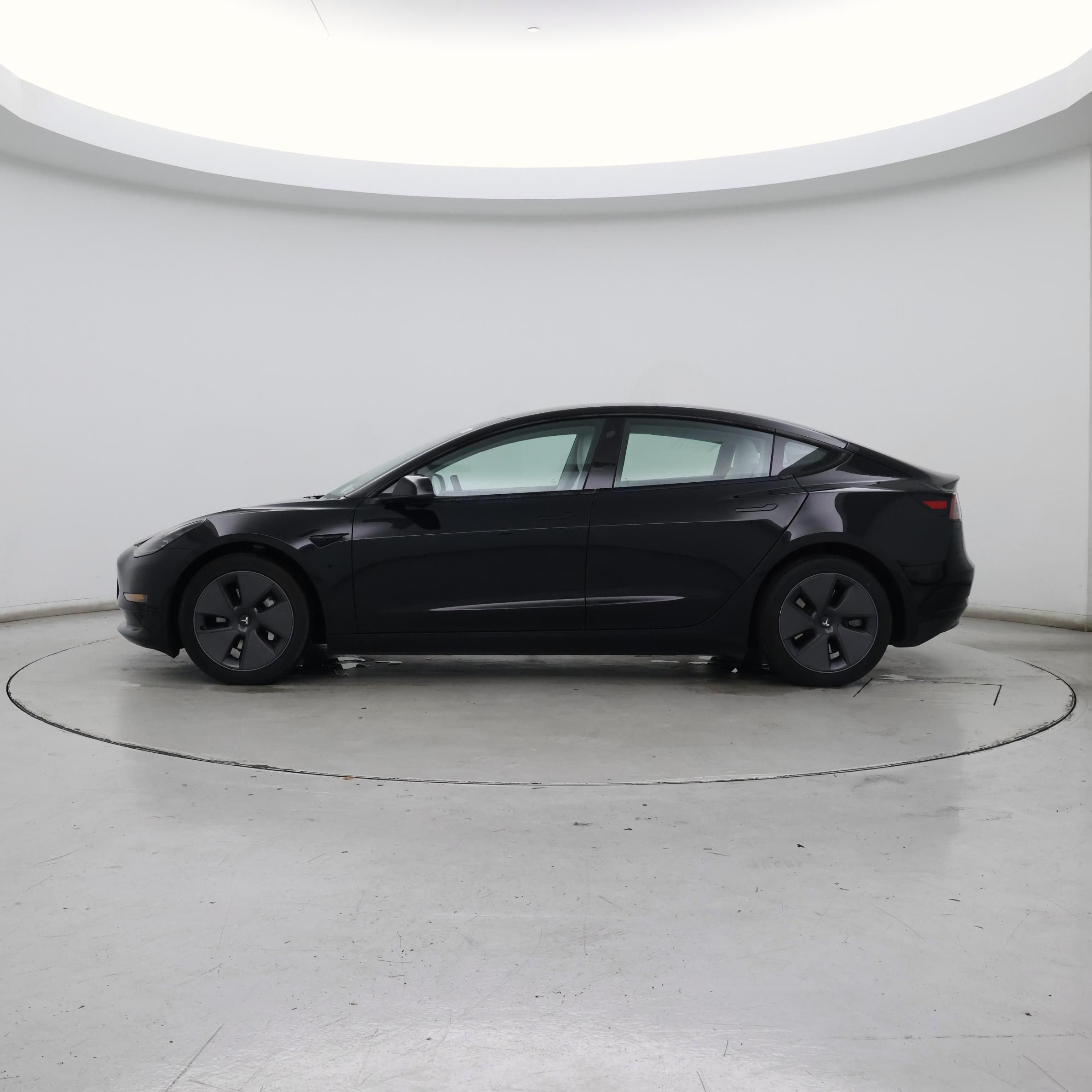 Thumbnail: 2023 Tesla Model 3 - 3