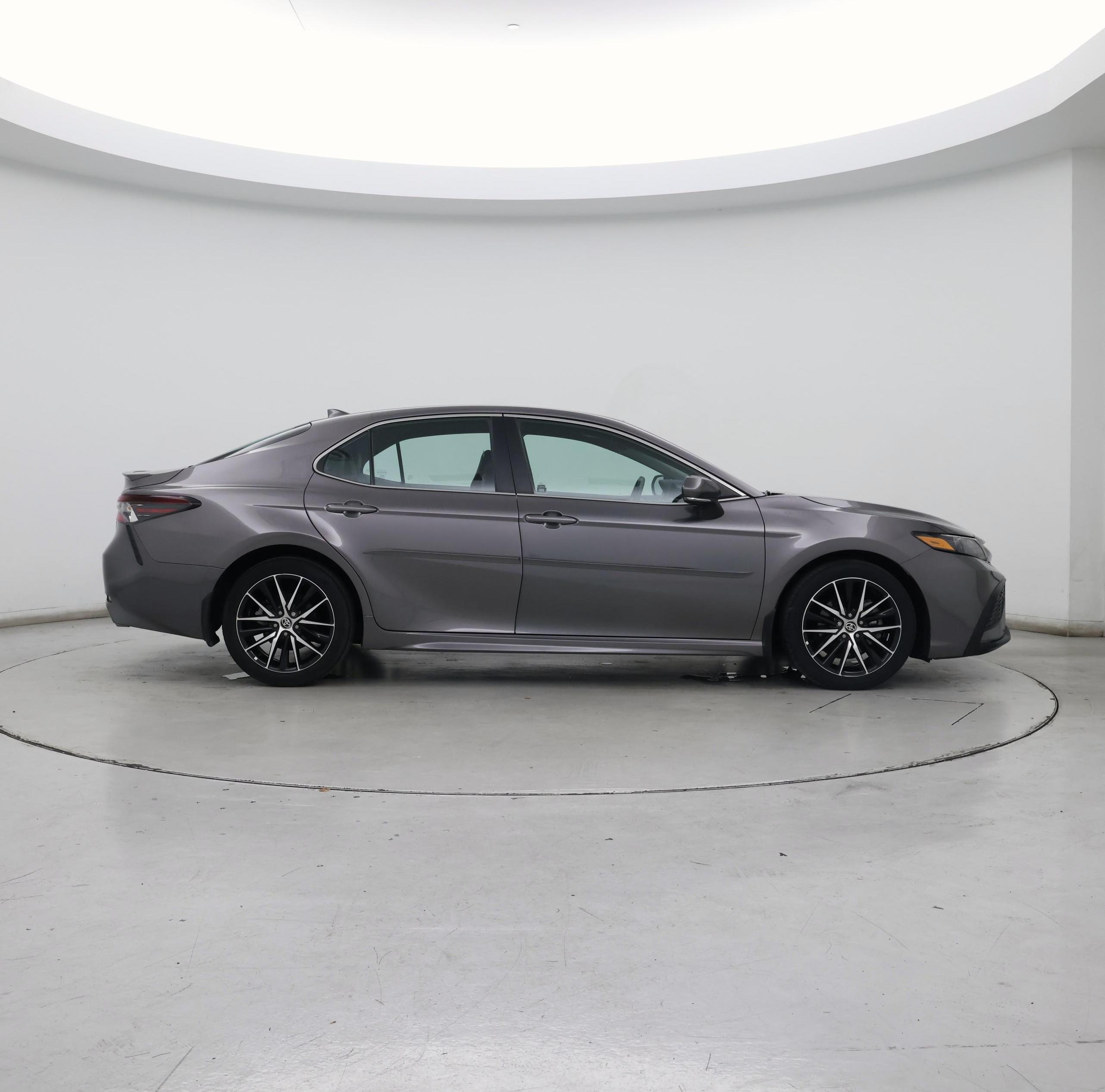 Thumbnail: 2022 Toyota Camry - 7