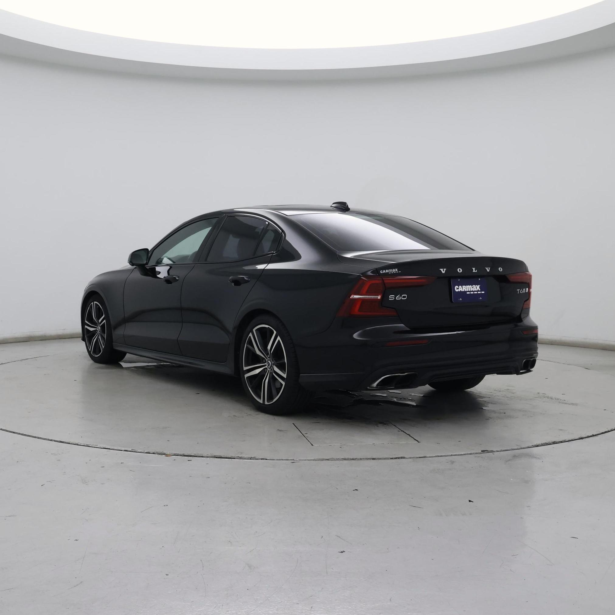 Thumbnail: 2019 Volvo S60 - 2