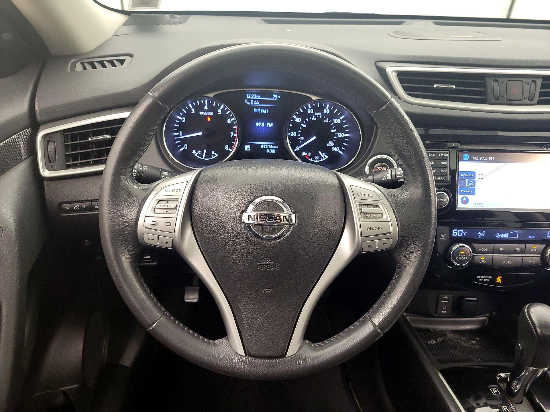 Thumbnail: 2015 Nissan Rogue - 10