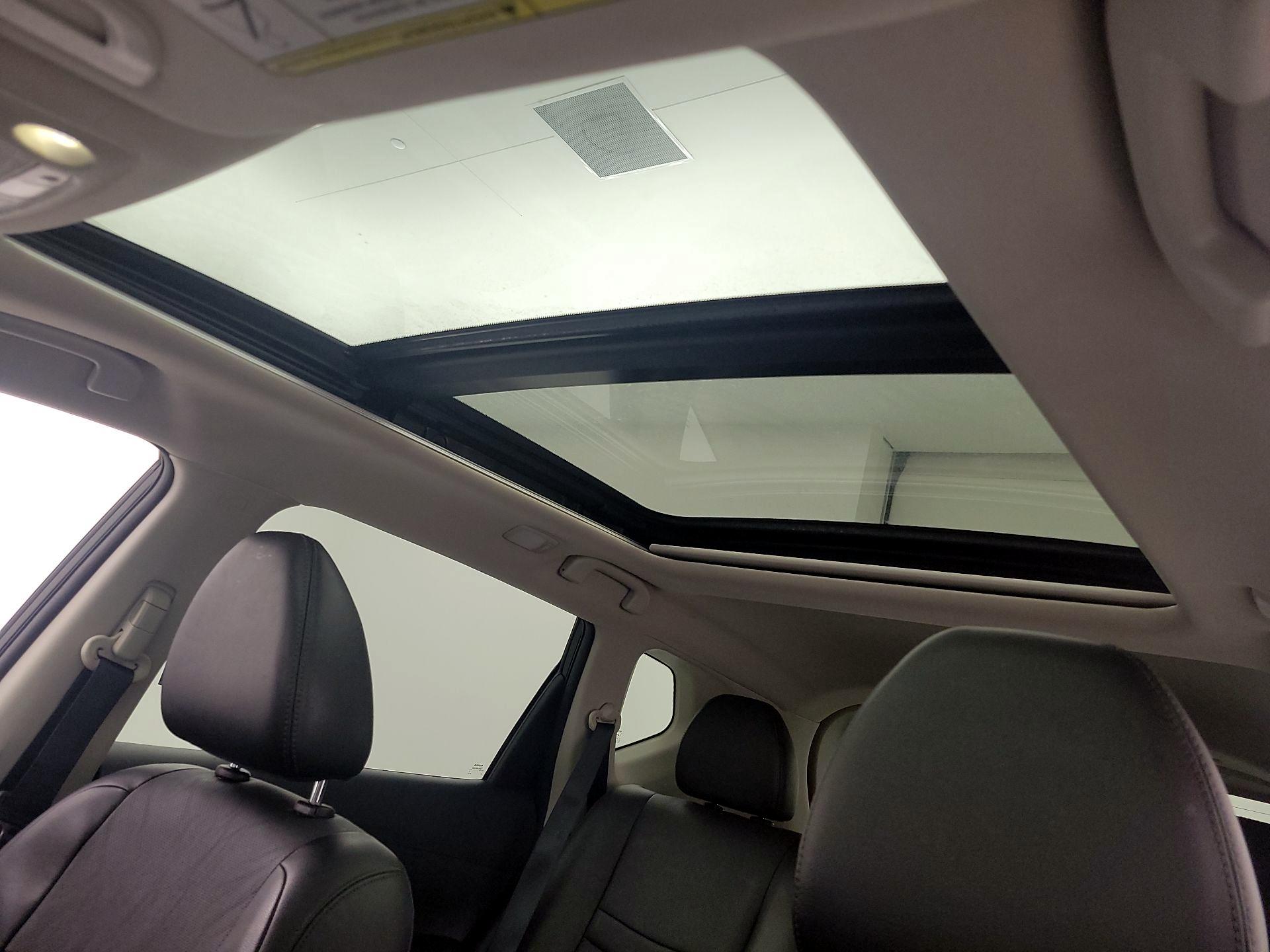 Thumbnail: 2015 Nissan Rogue - 20
