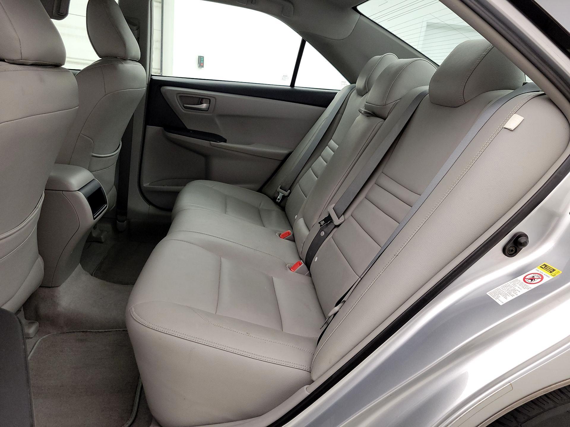 Thumbnail: 2015 Toyota Camry - 19