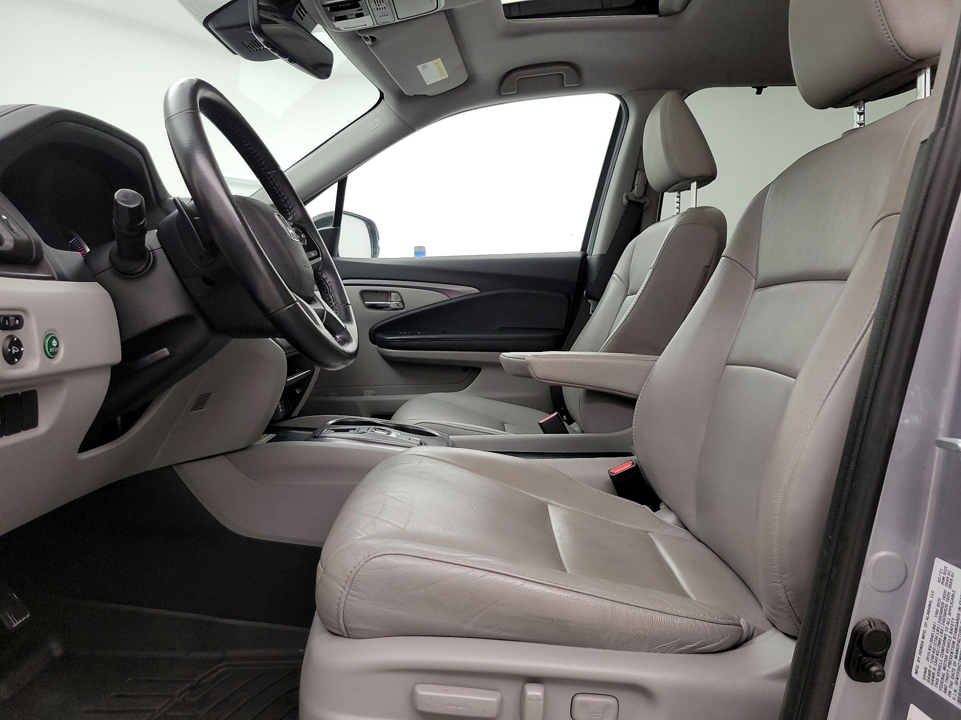 Thumbnail: 2021 Honda Pilot - 11