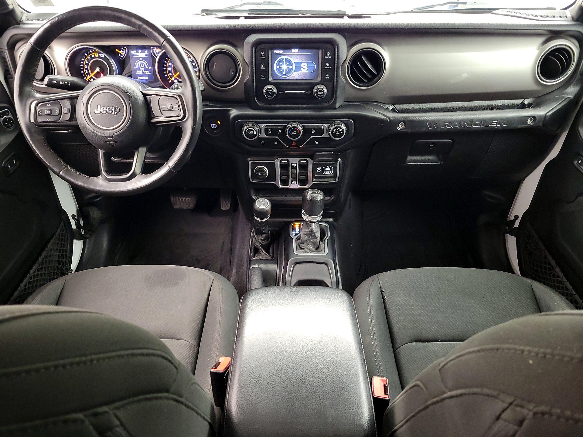 Thumbnail: 2018 Jeep Wrangler - 9