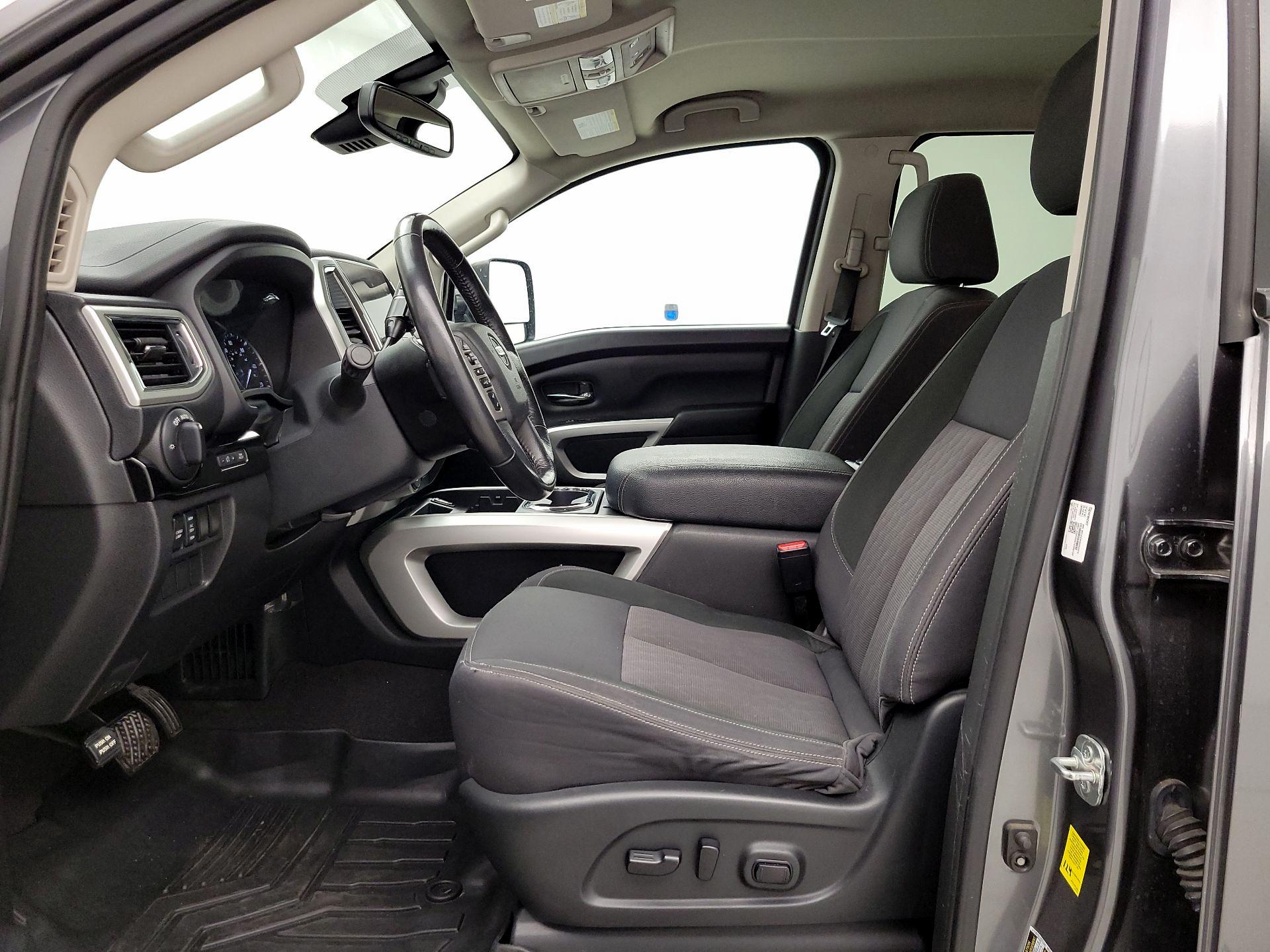 Thumbnail: 2021 Nissan Titan - 11