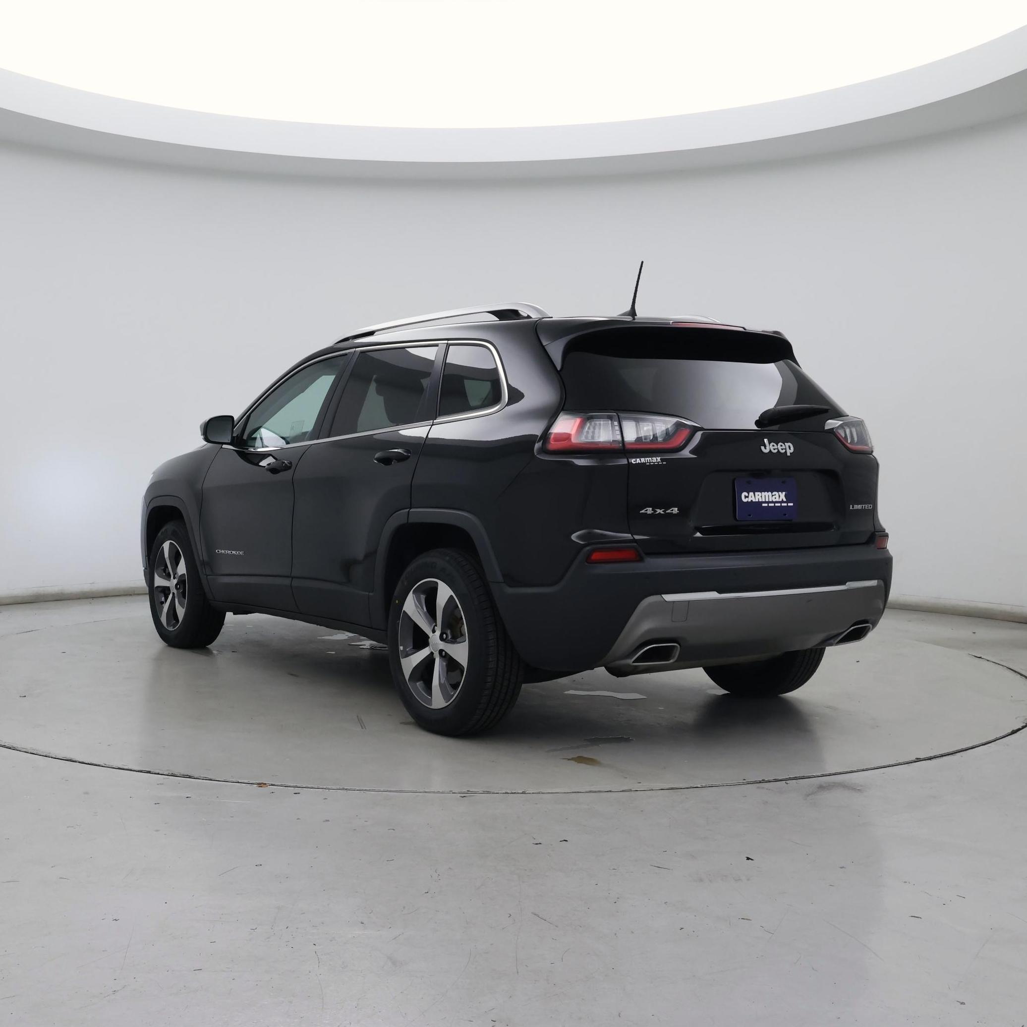Thumbnail: 2019 Jeep Cherokee - 2
