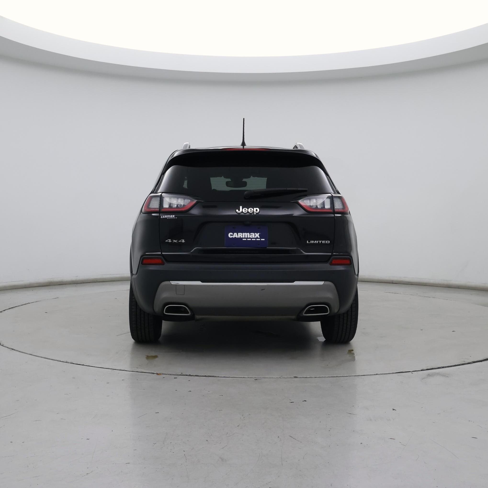 Thumbnail: 2019 Jeep Cherokee - 6