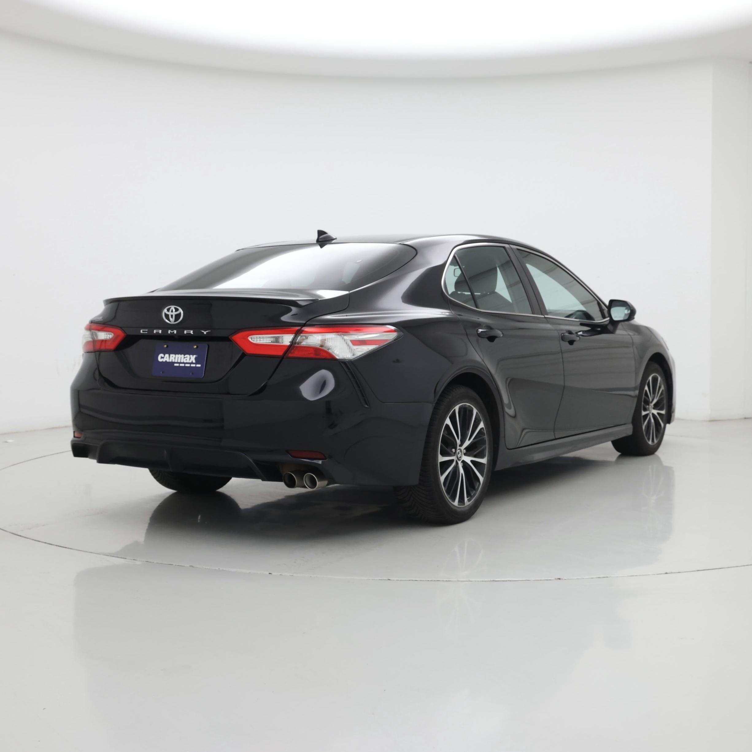Thumbnail: 2019 Toyota Camry - 8
