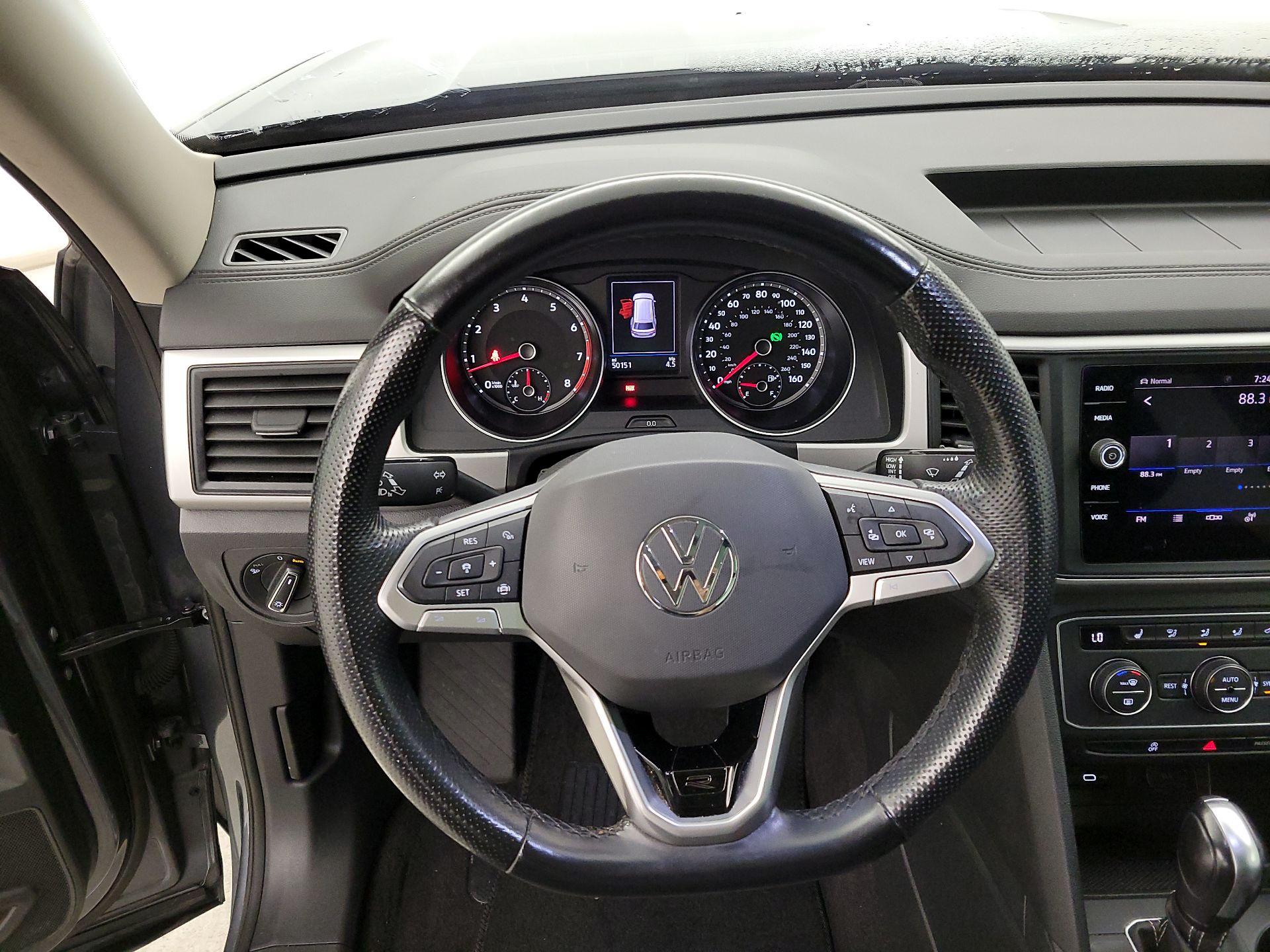 Thumbnail: 2021 Volkswagen Atlas - 10