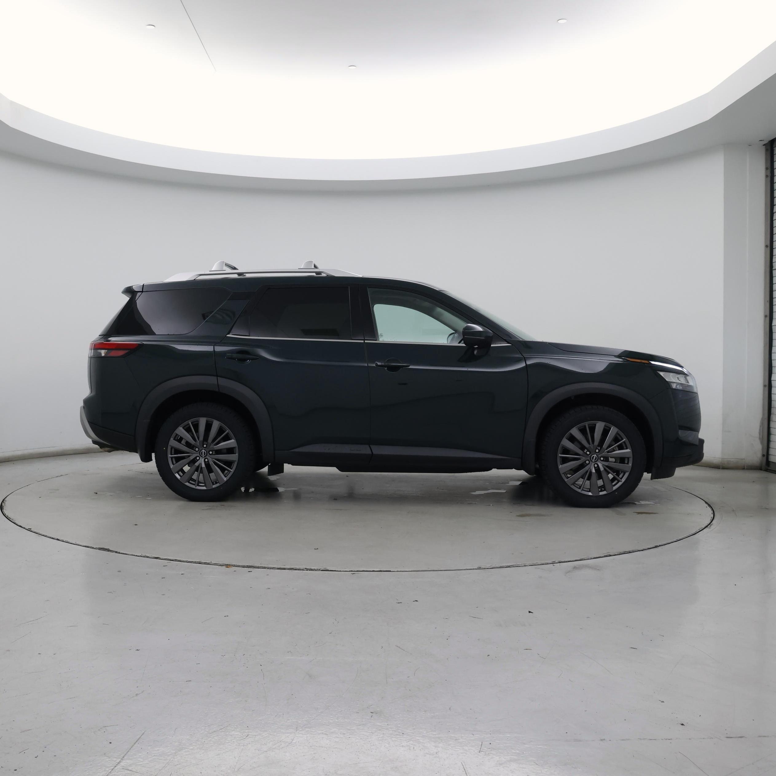 Thumbnail: 2022 Nissan Pathfinder - 7