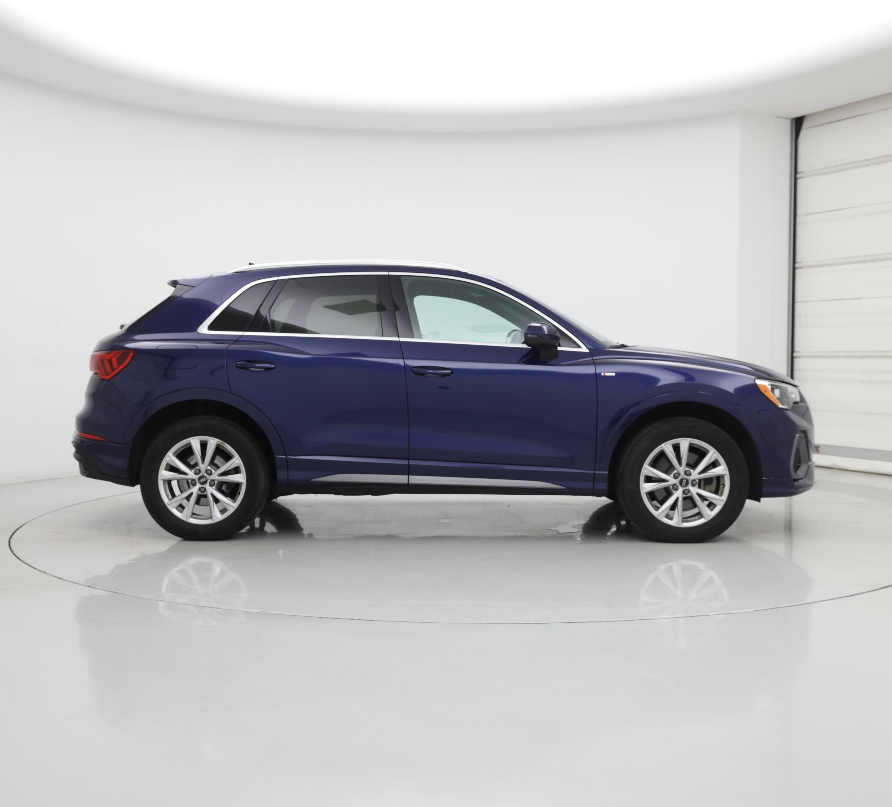 Thumbnail: 2021 Audi Q3 - 7