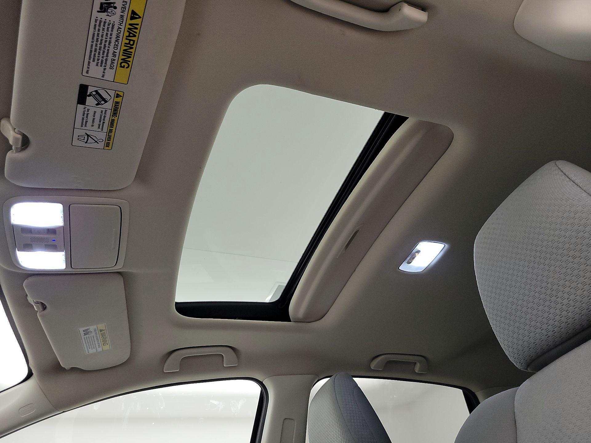 Thumbnail: 2015 Honda CR-V - 19
