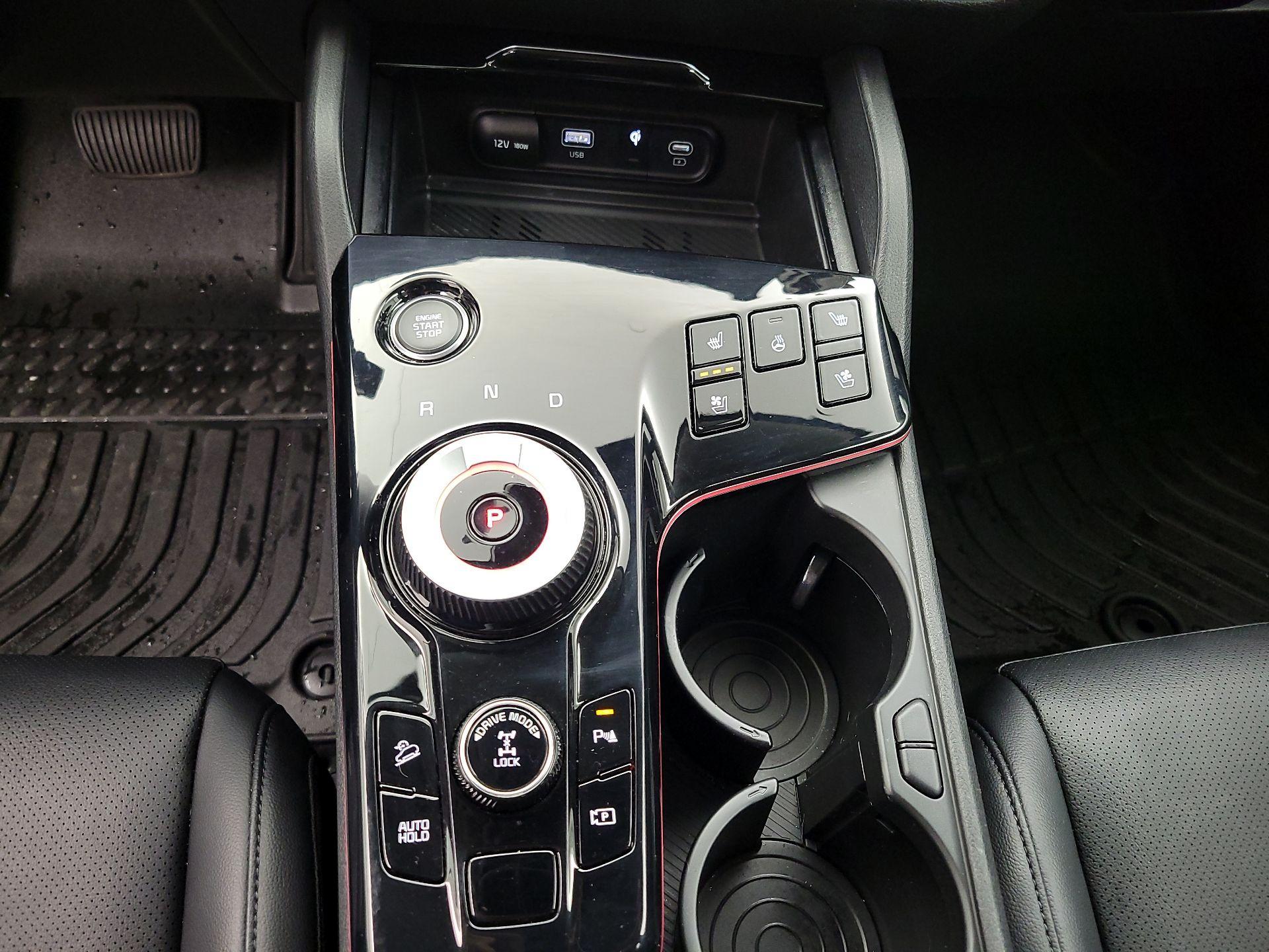 Thumbnail: 2023 Kia Sportage - 18