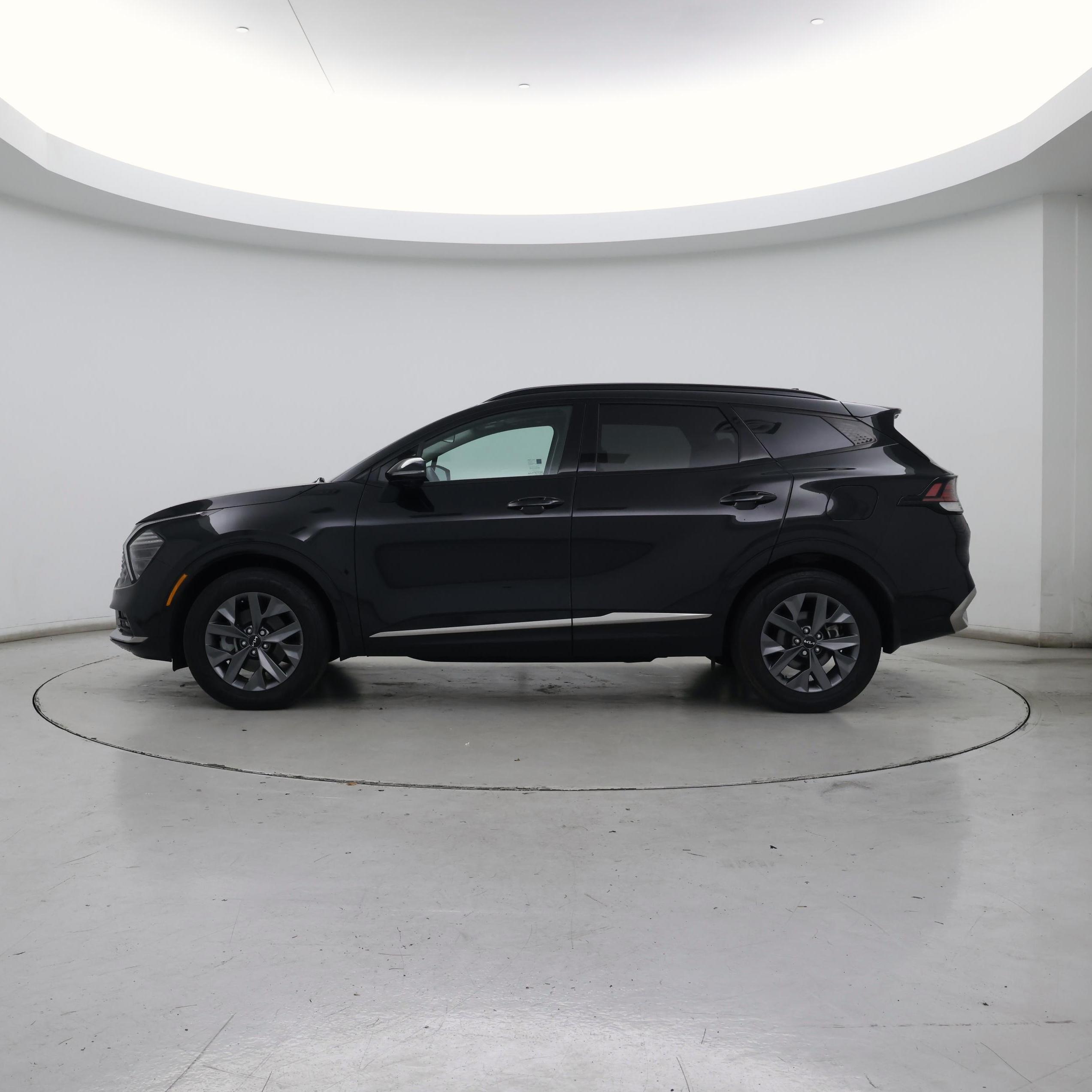 Thumbnail: 2023 Kia Sportage - 3
