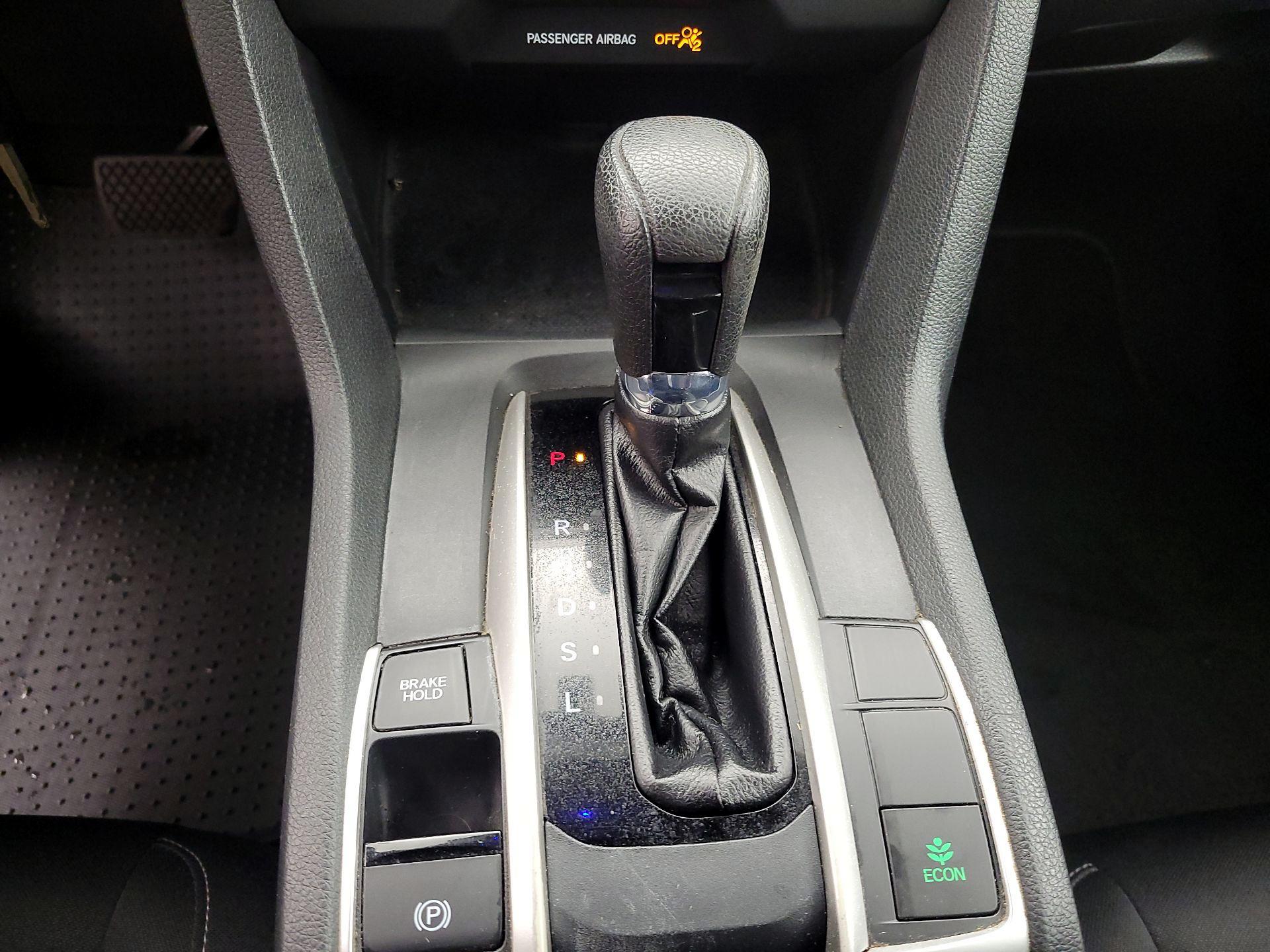 Thumbnail: 2016 Honda Civic - 17