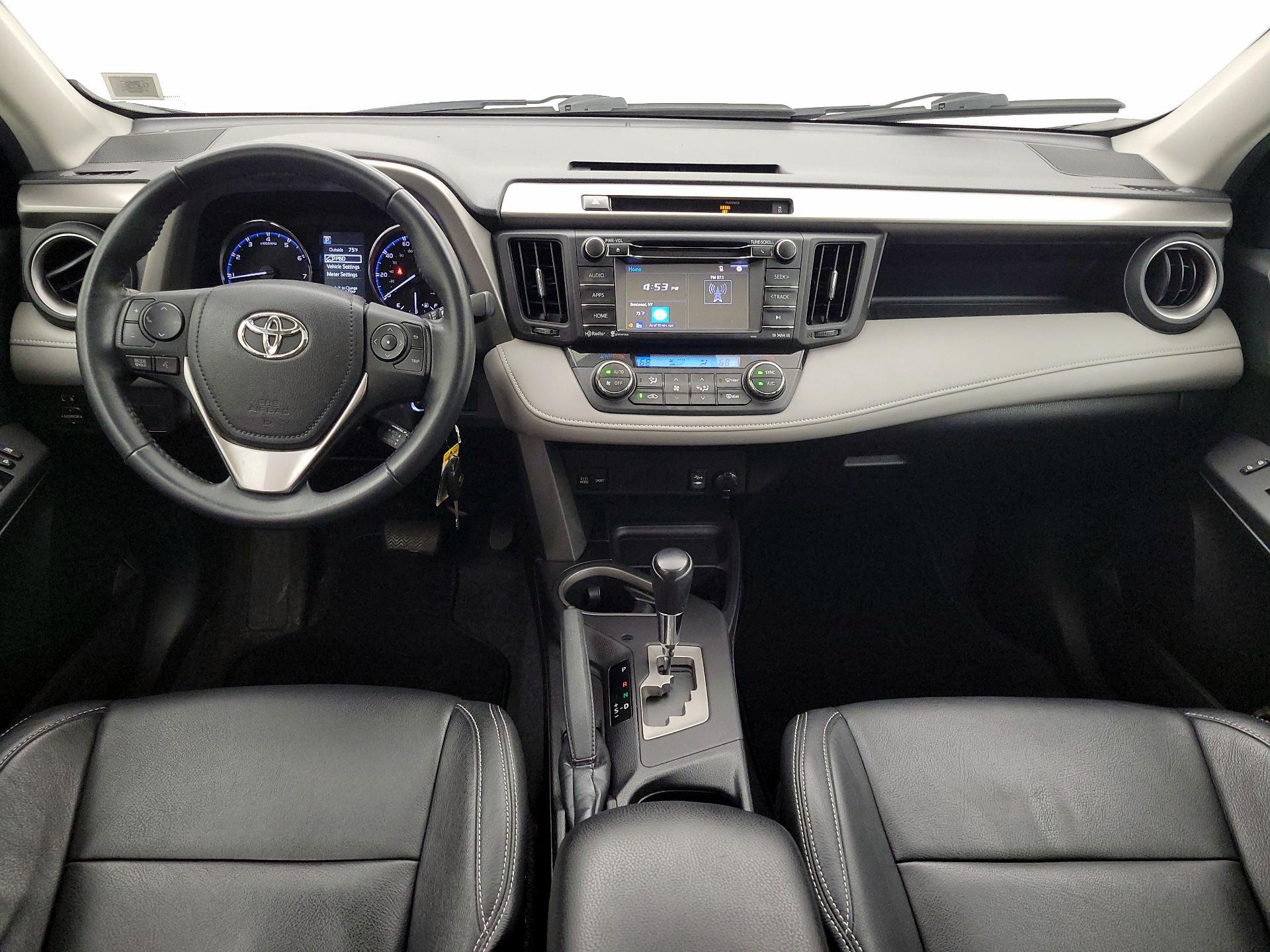 Thumbnail: 2016 Toyota RAV4 - 9