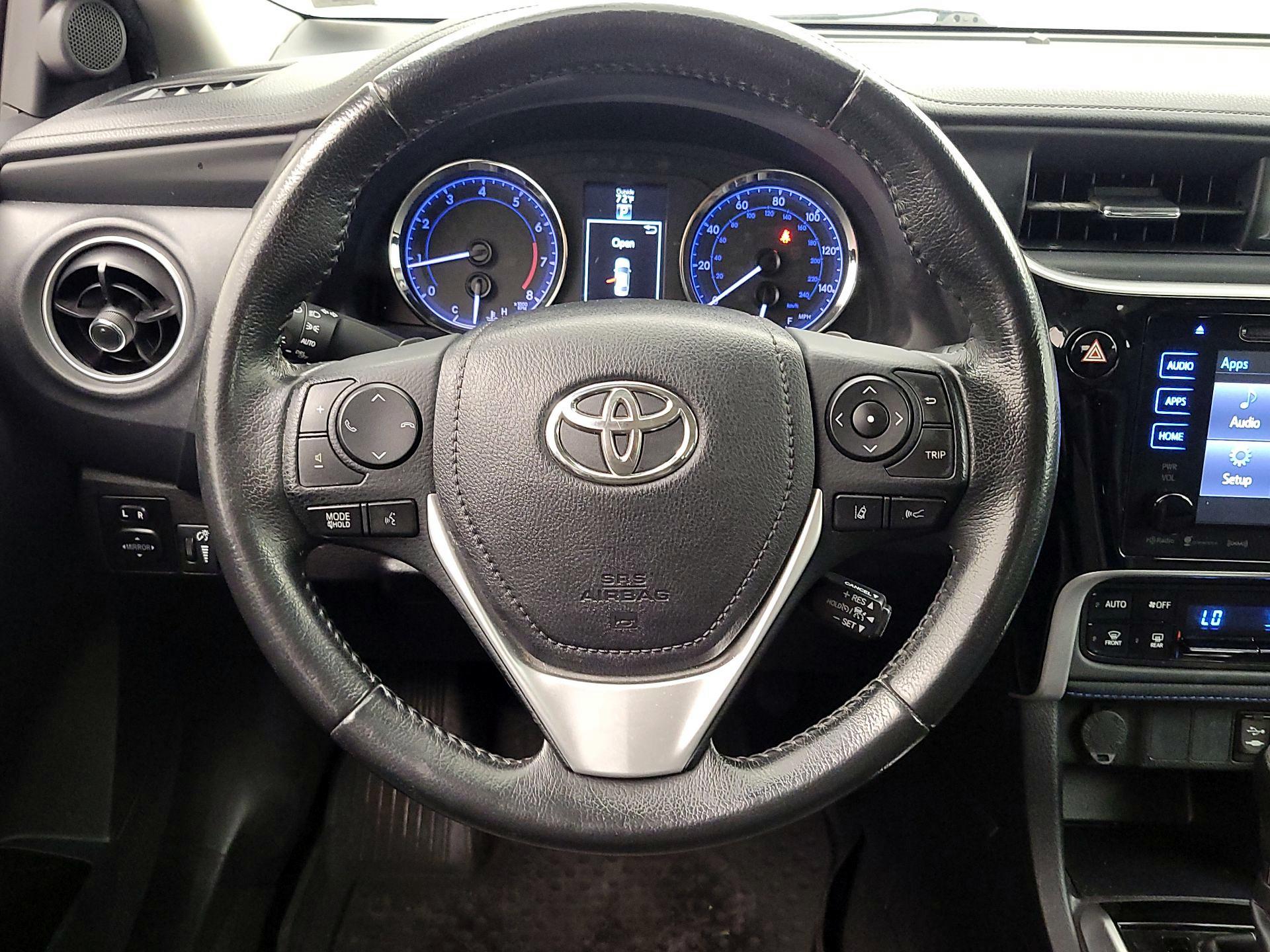 Thumbnail: 2019 Toyota Corolla - 10