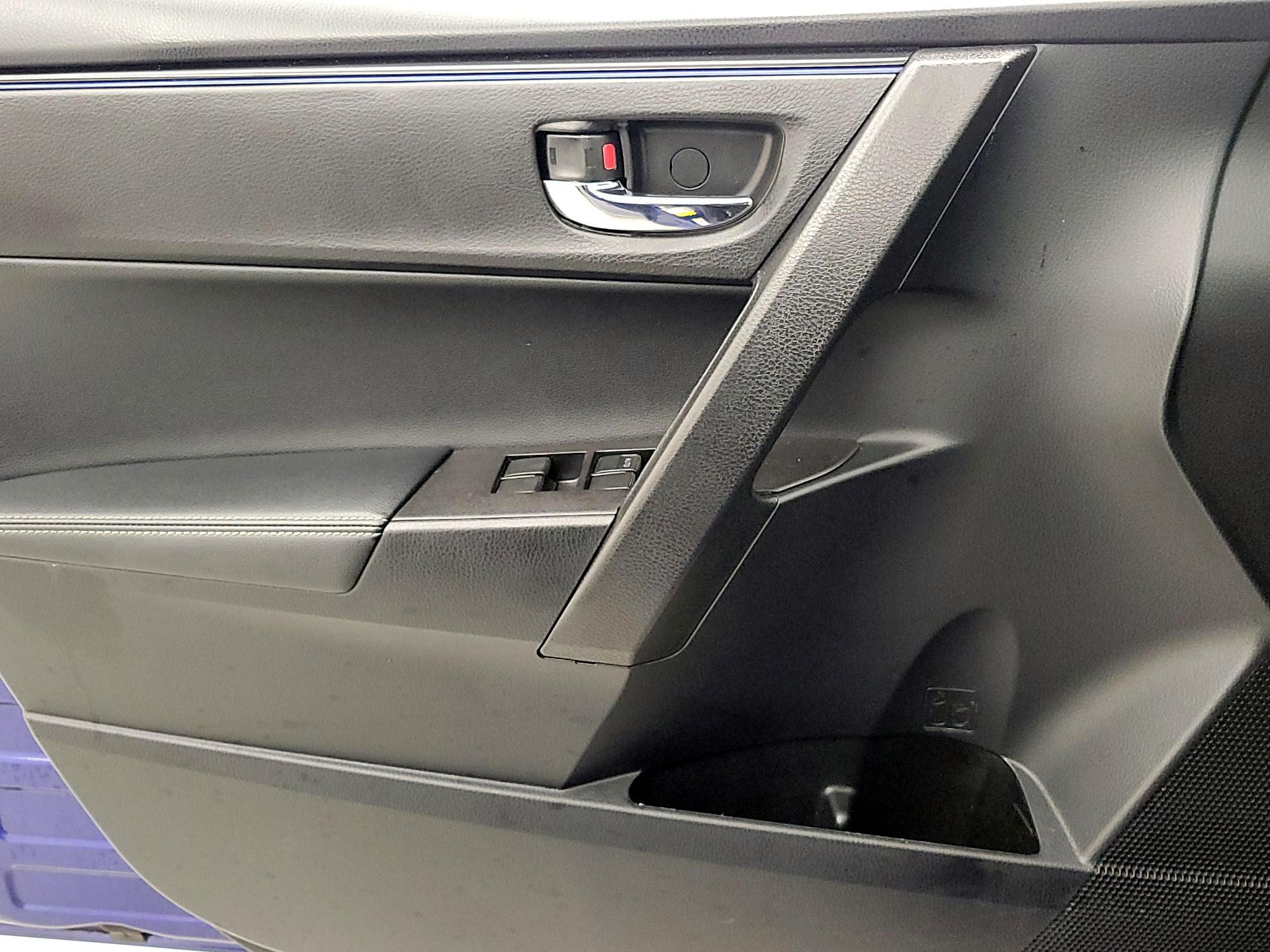 Thumbnail: 2019 Toyota Corolla - 12