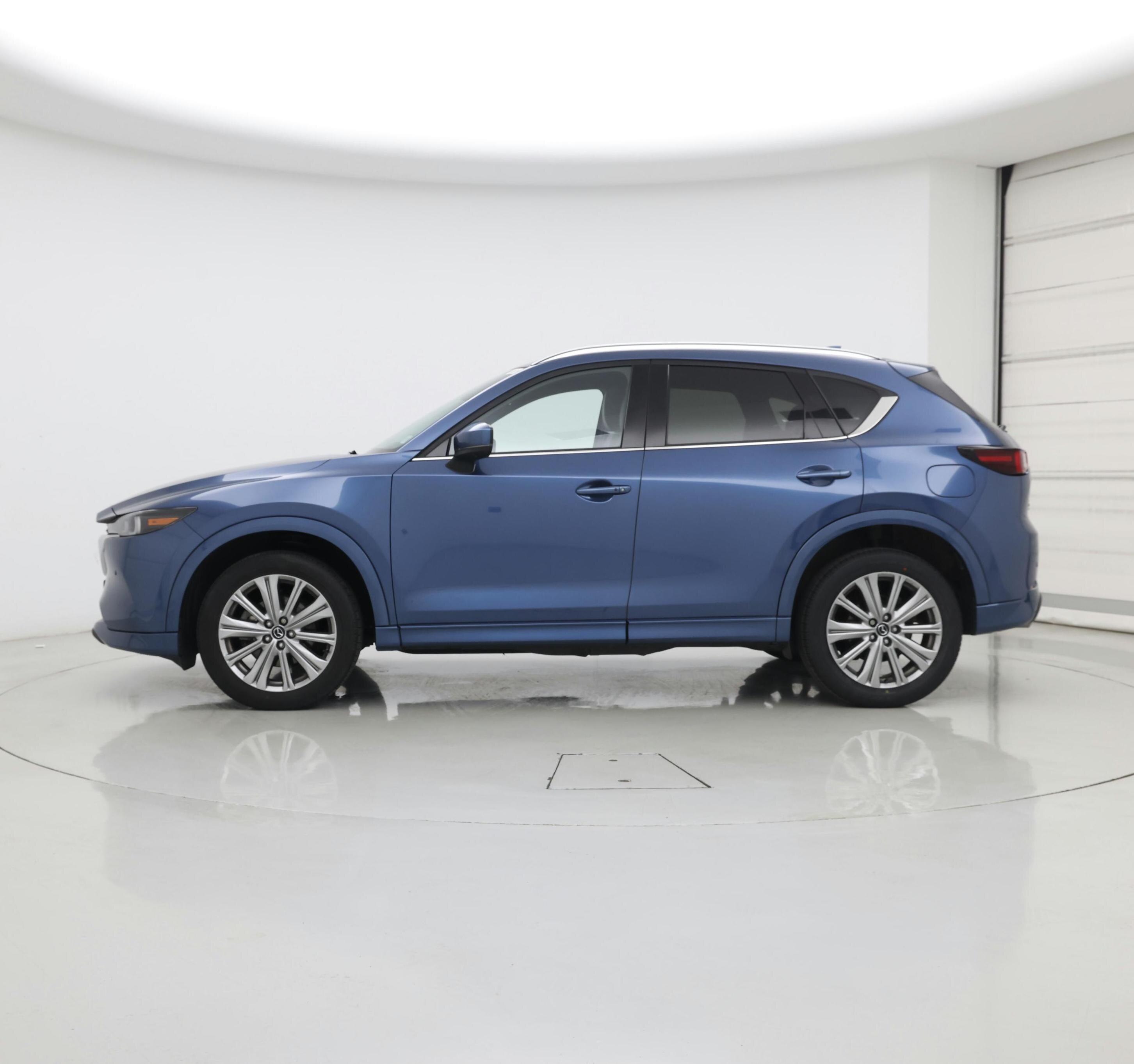 Thumbnail: 2022 Mazda CX-5 - 3