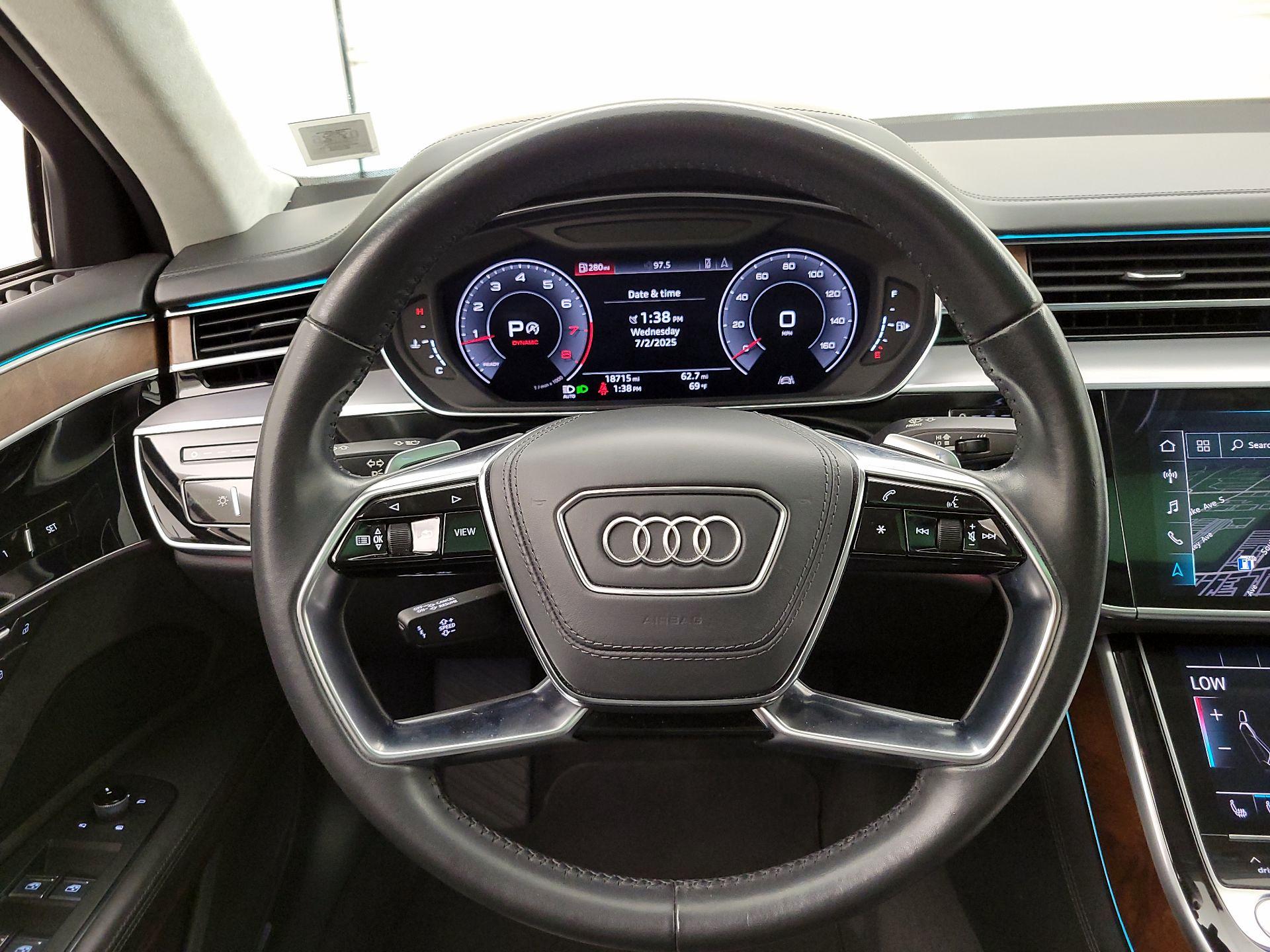 Thumbnail: 2020 Audi A8 - 10
