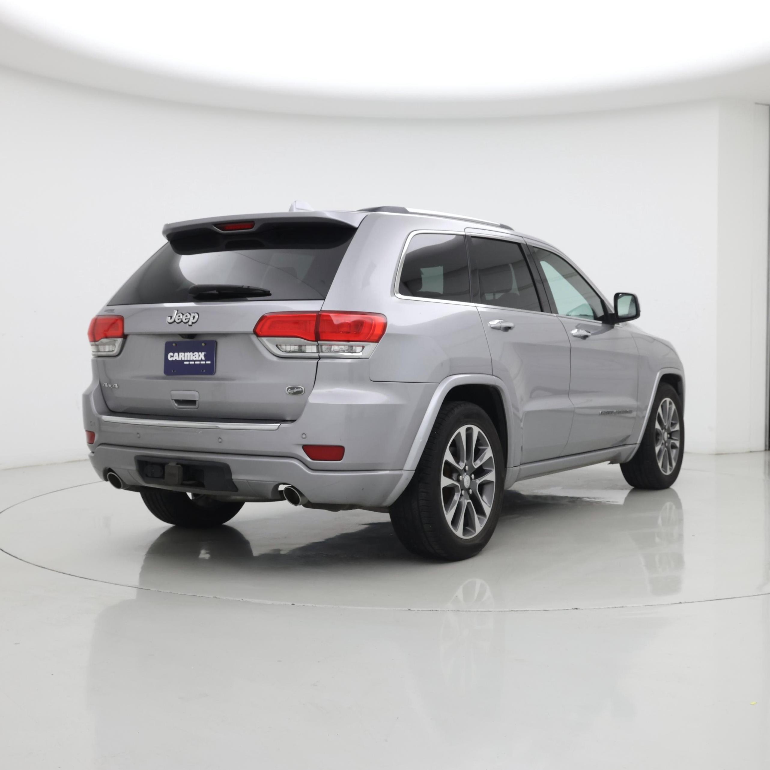 Thumbnail: 2017 Jeep Grand Cherokee - 8