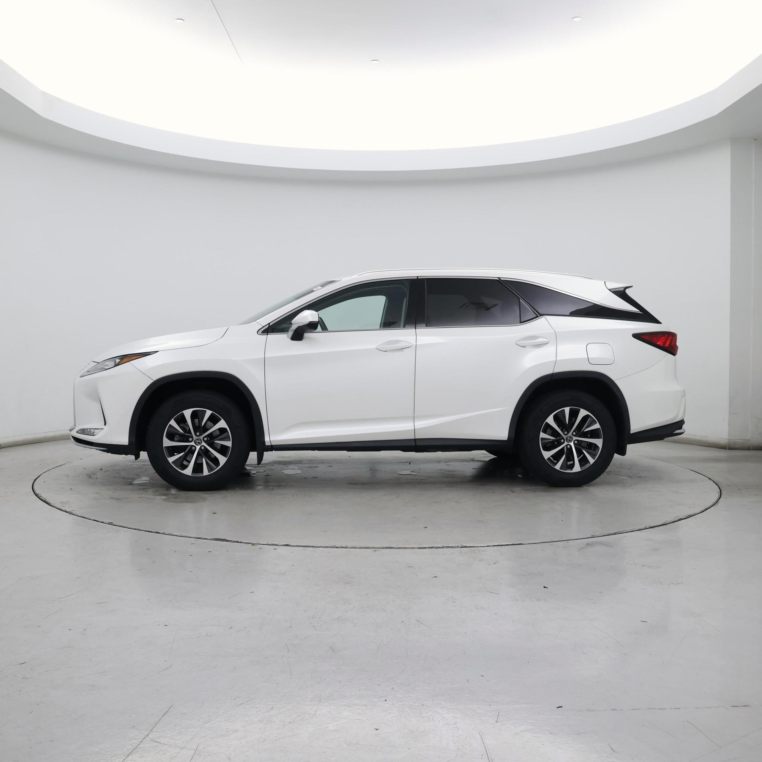 Thumbnail: 2022 Lexus RX - 3
