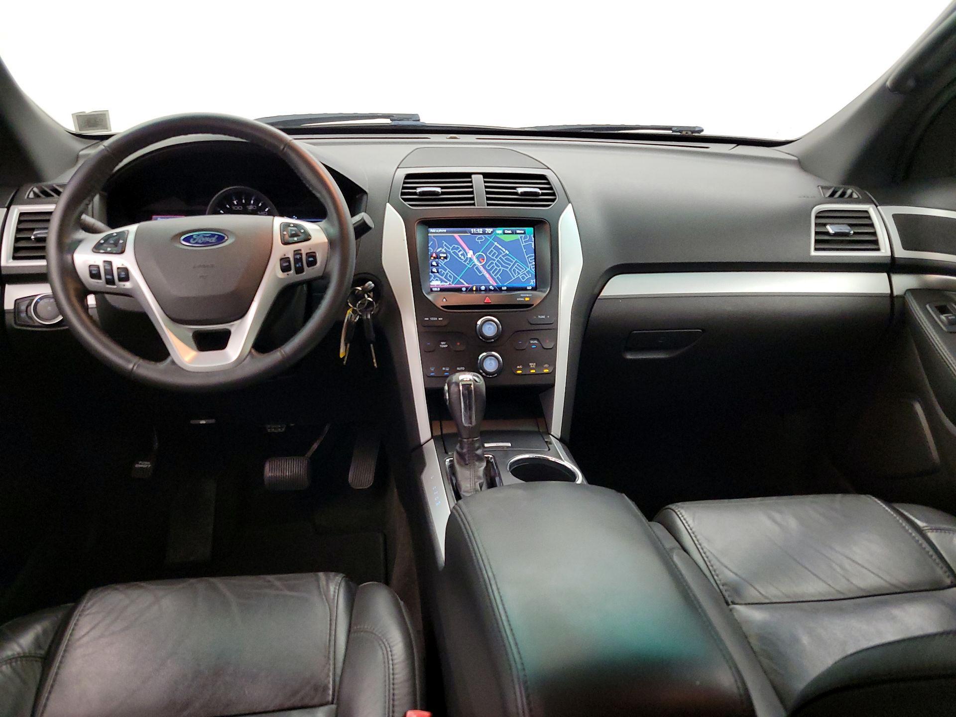 Thumbnail: 2014 Ford Explorer - 9
