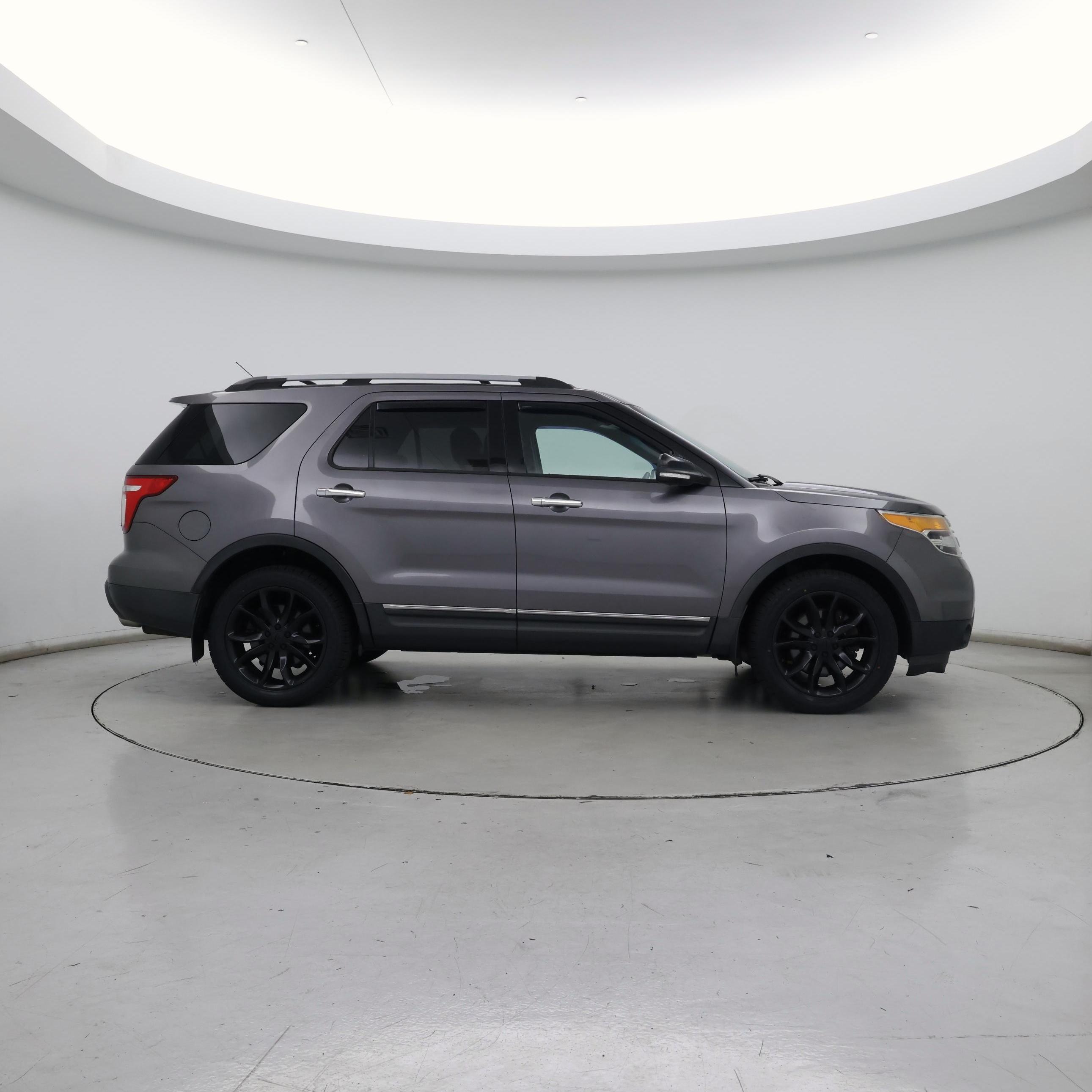 Thumbnail: 2014 Ford Explorer - 7