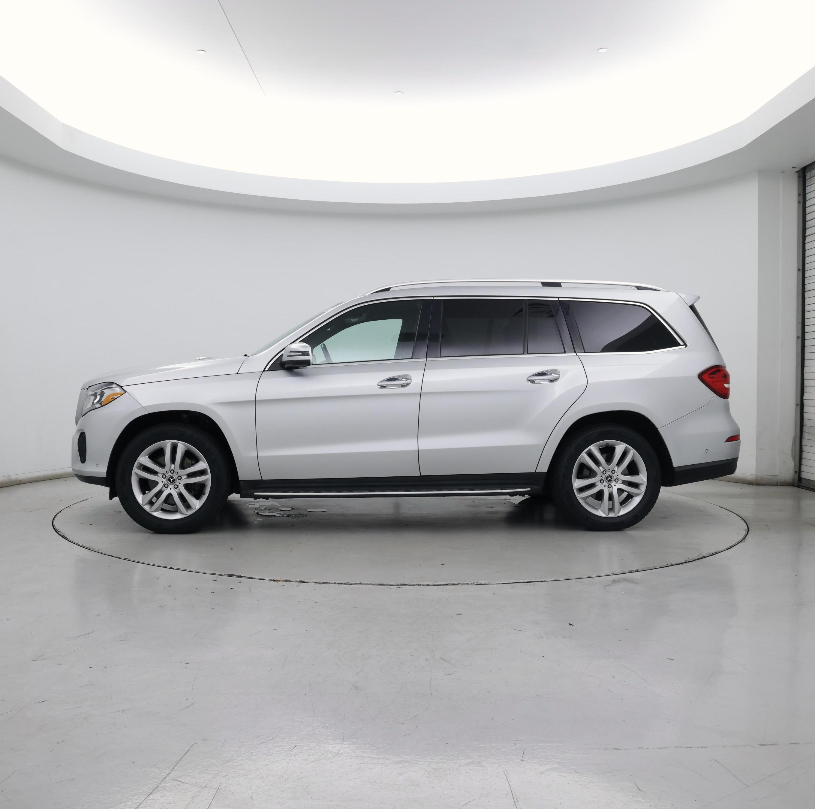 Thumbnail: 2017 Mercedes-Benz GLS - 3