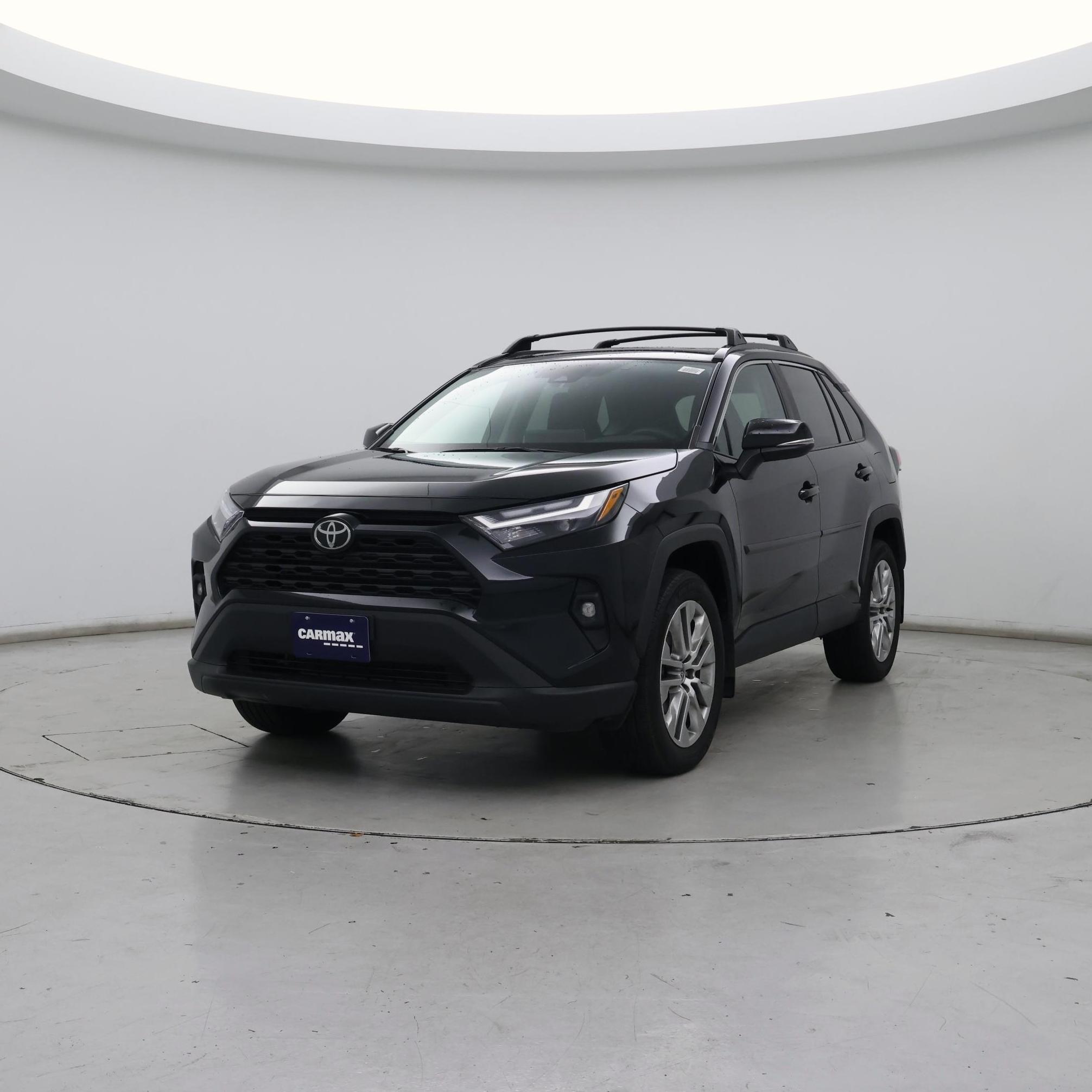Thumbnail: 2022 Toyota RAV4 - 4