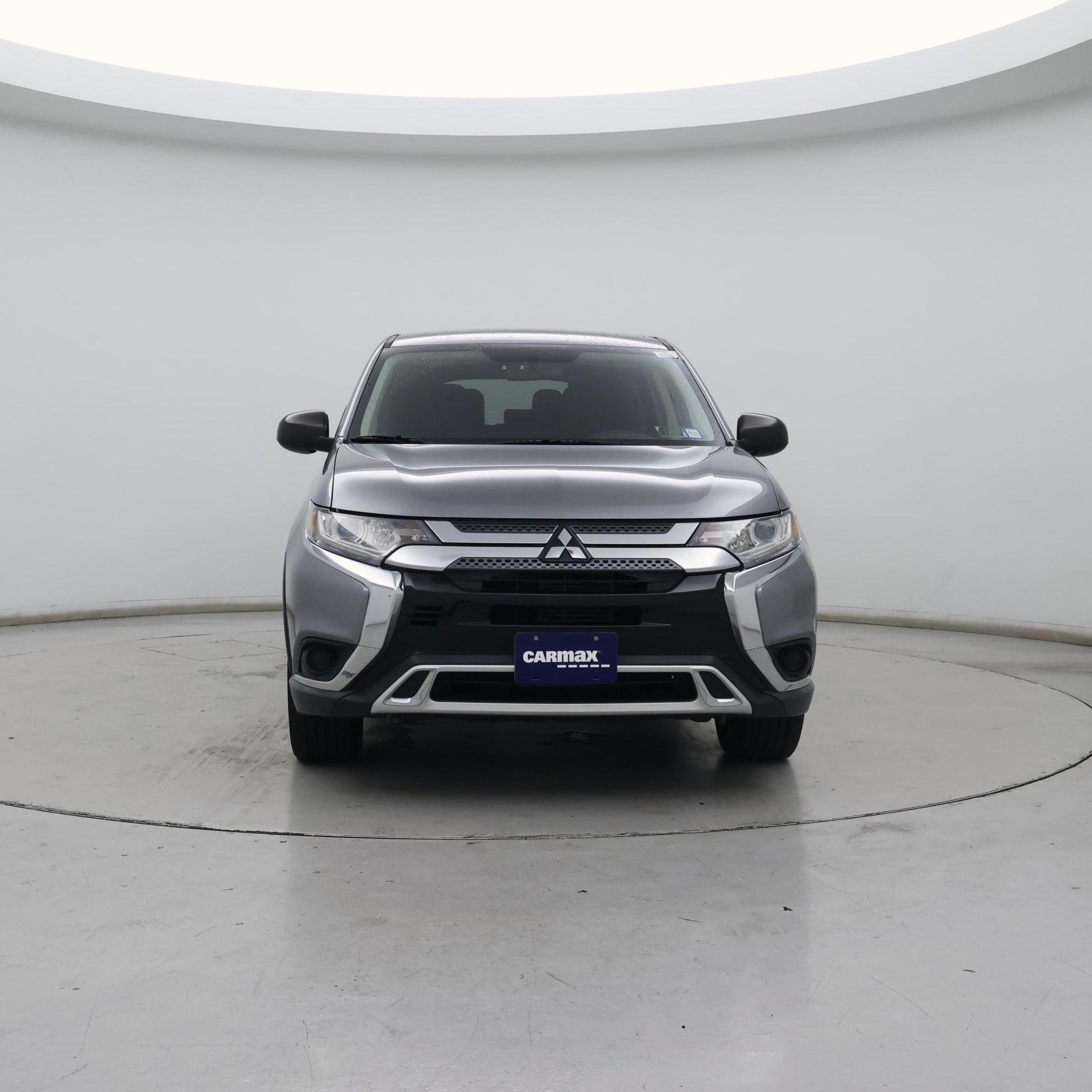 Thumbnail: 2019 Mitsubishi Outlander - 5