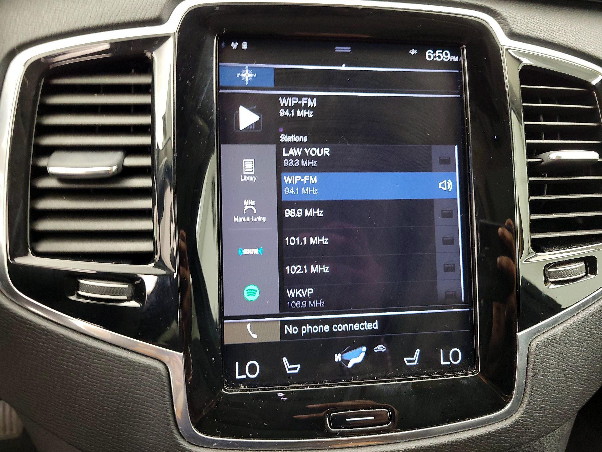 Thumbnail: 2022 Volvo XC90 - 16