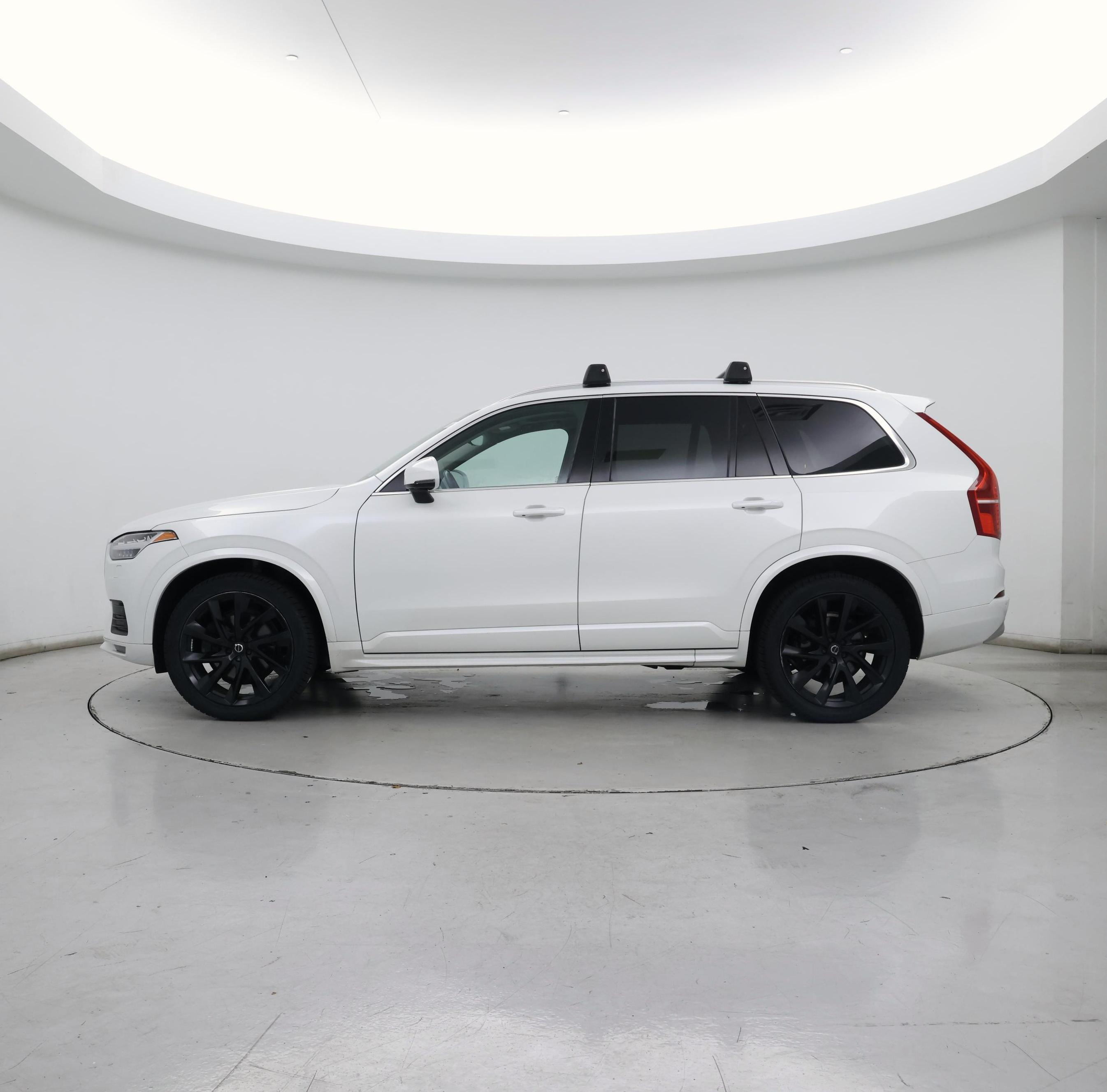 Thumbnail: 2022 Volvo XC90 - 3