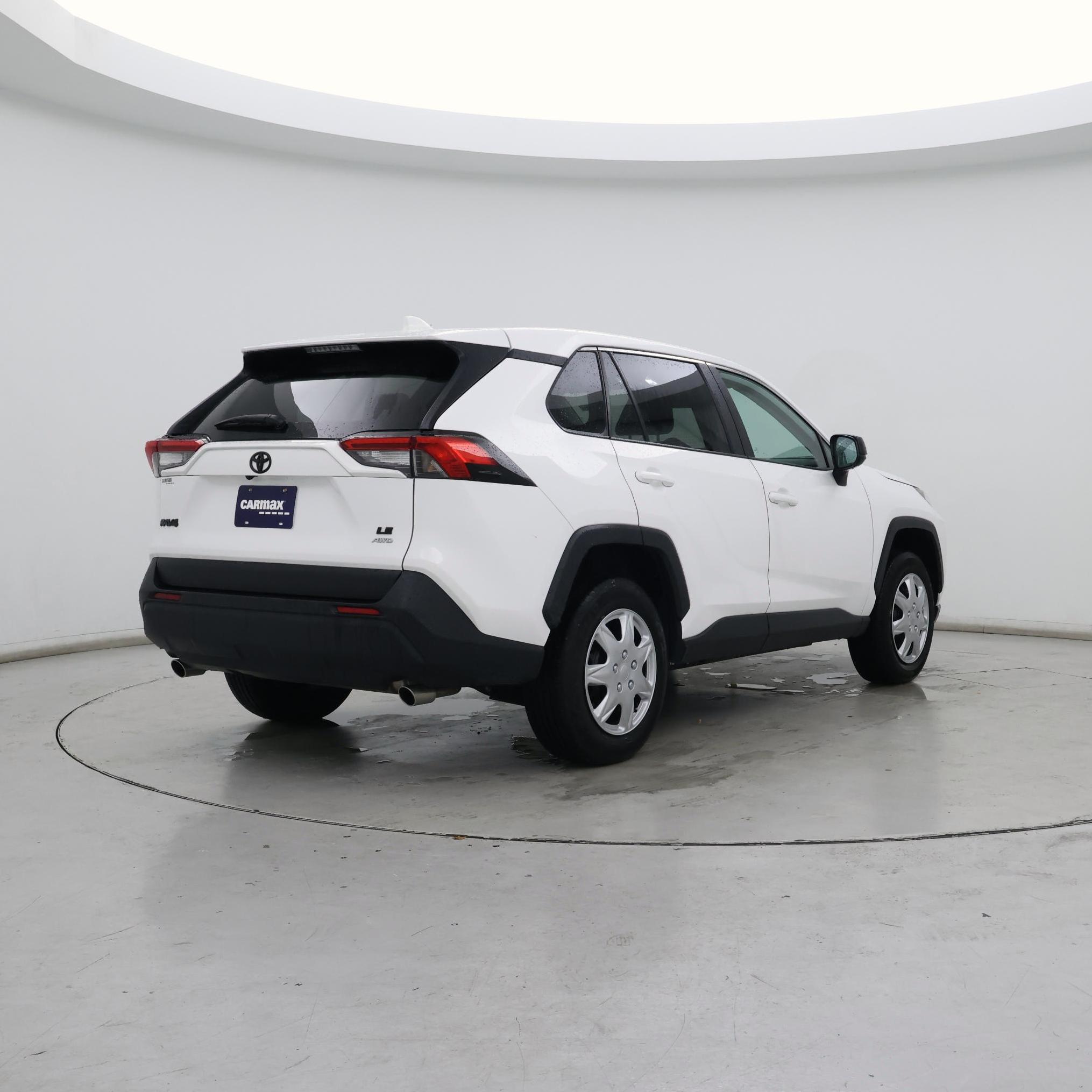 Thumbnail: 2023 Toyota RAV4 - 8