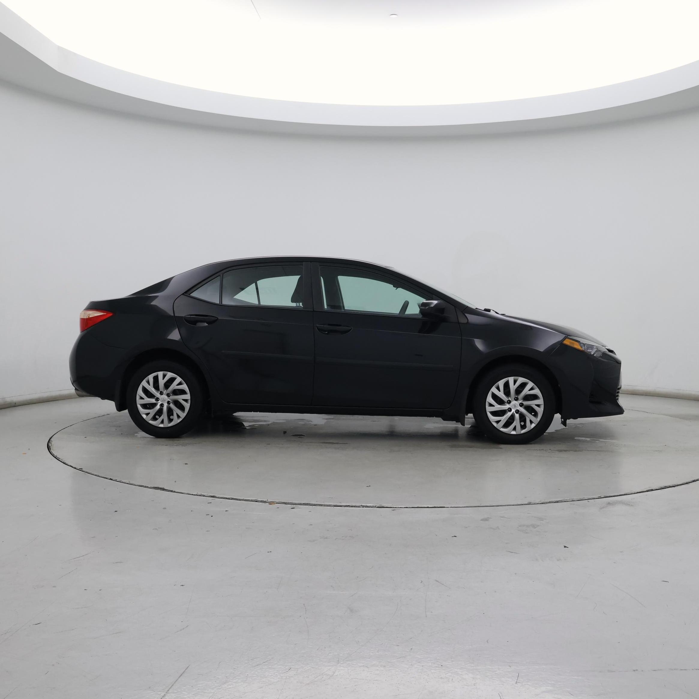 Thumbnail: 2018 Toyota Corolla - 7