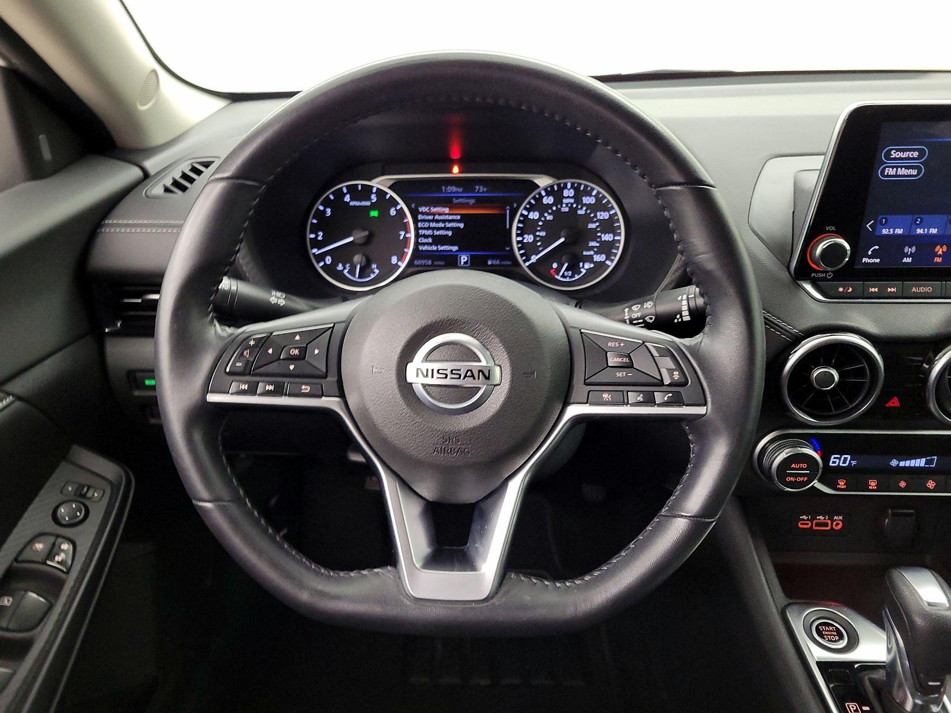 Thumbnail: 2020 Nissan Sentra - 10