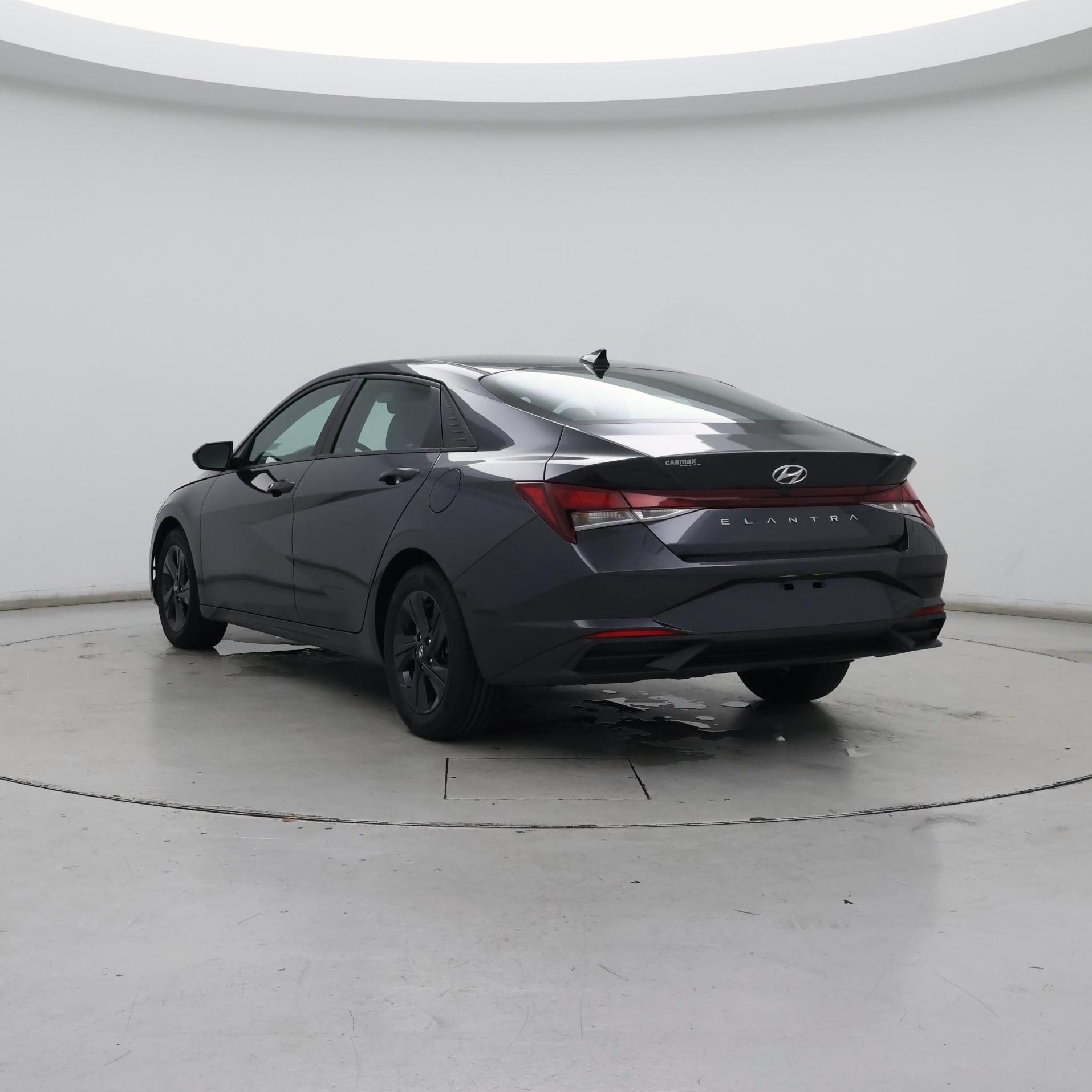Thumbnail: 2023 Hyundai Elantra - 2
