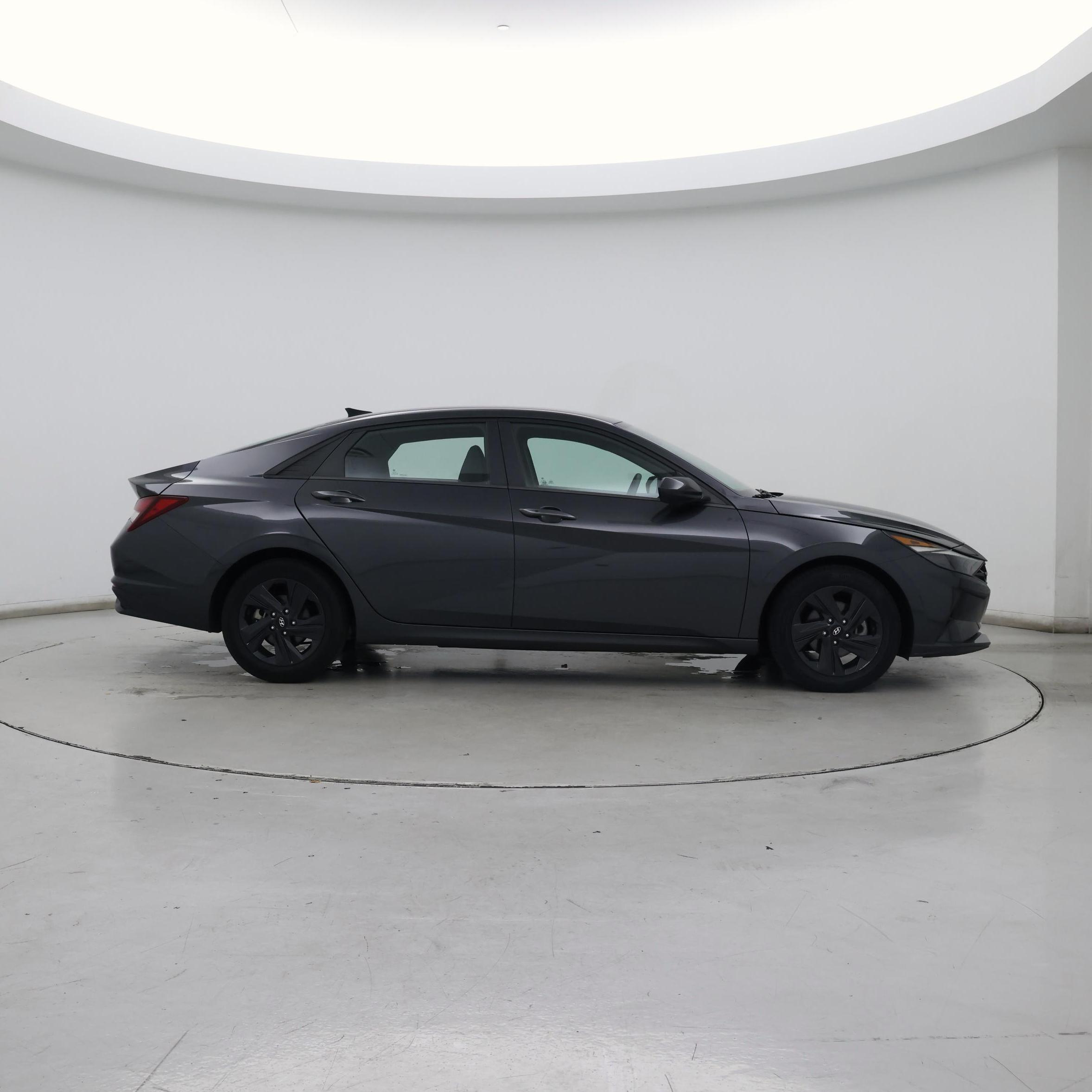 Thumbnail: 2023 Hyundai Elantra - 7